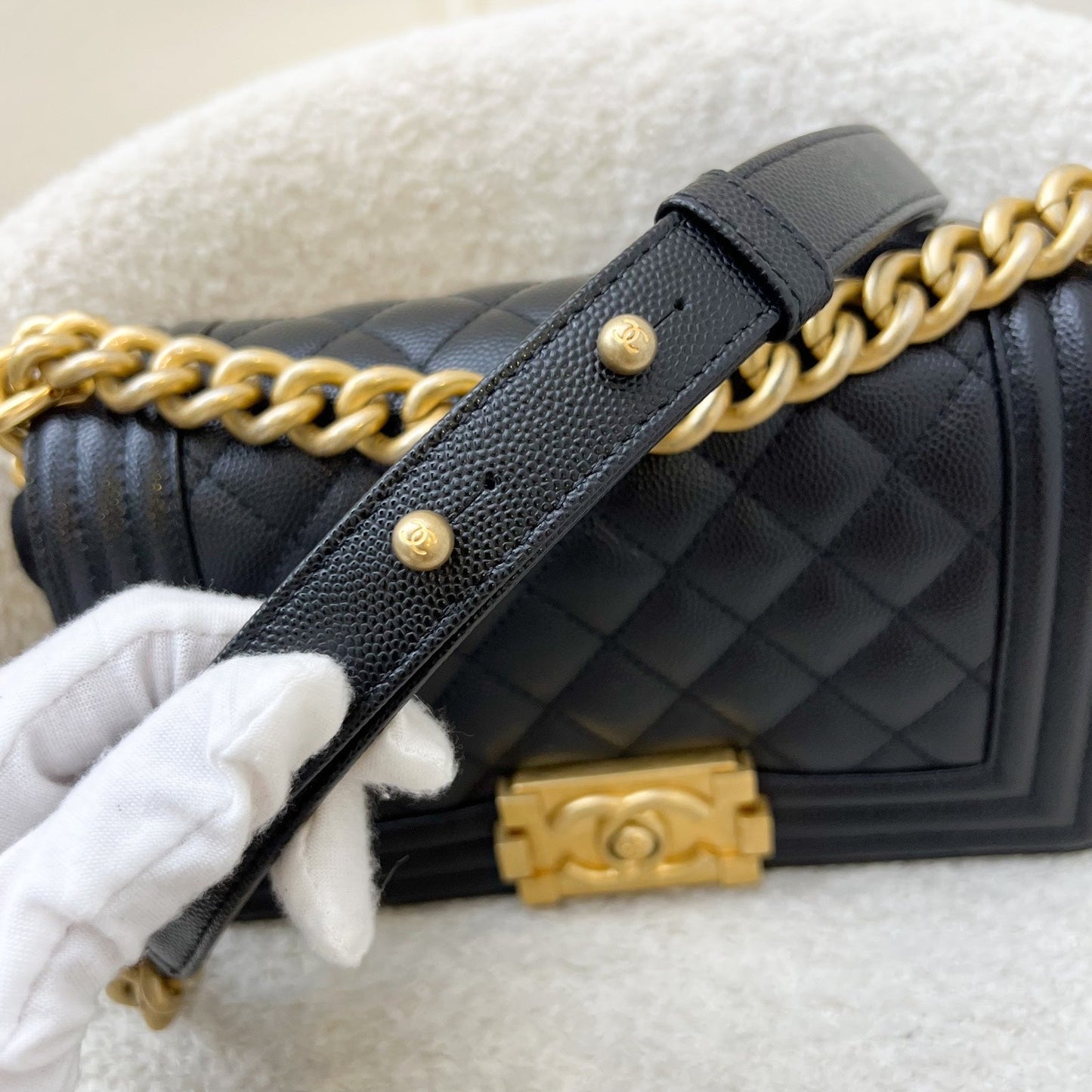 Chanel Small 20Cm Boy Flap In Black Caviar And Aghw (A67085) Bag