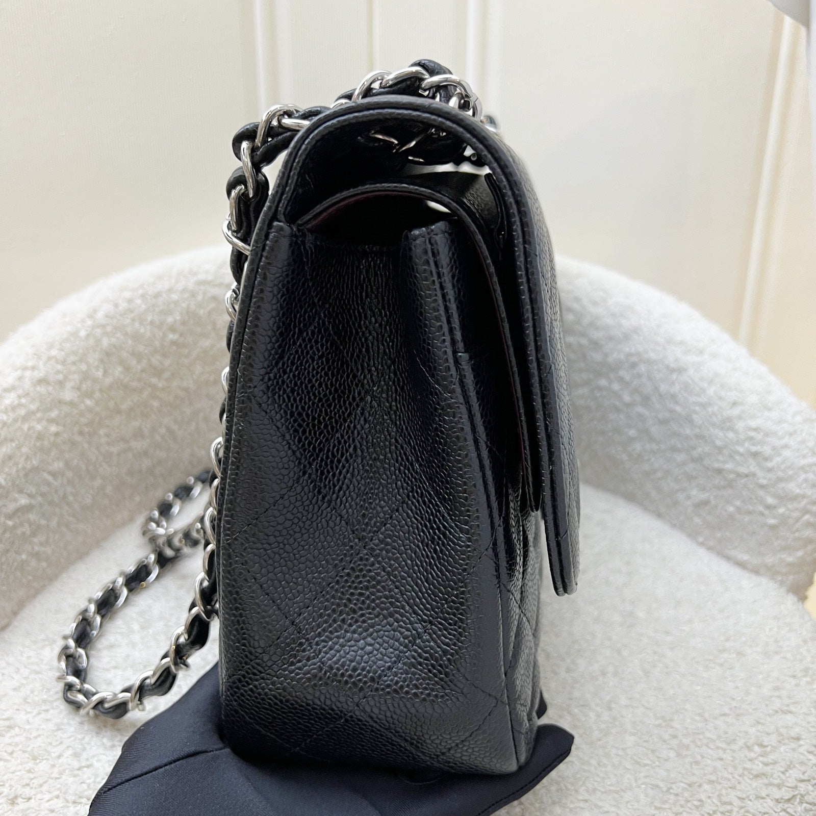 Chanel Jumbo Classic Flap Df in Black Caviar and Shw Handbag