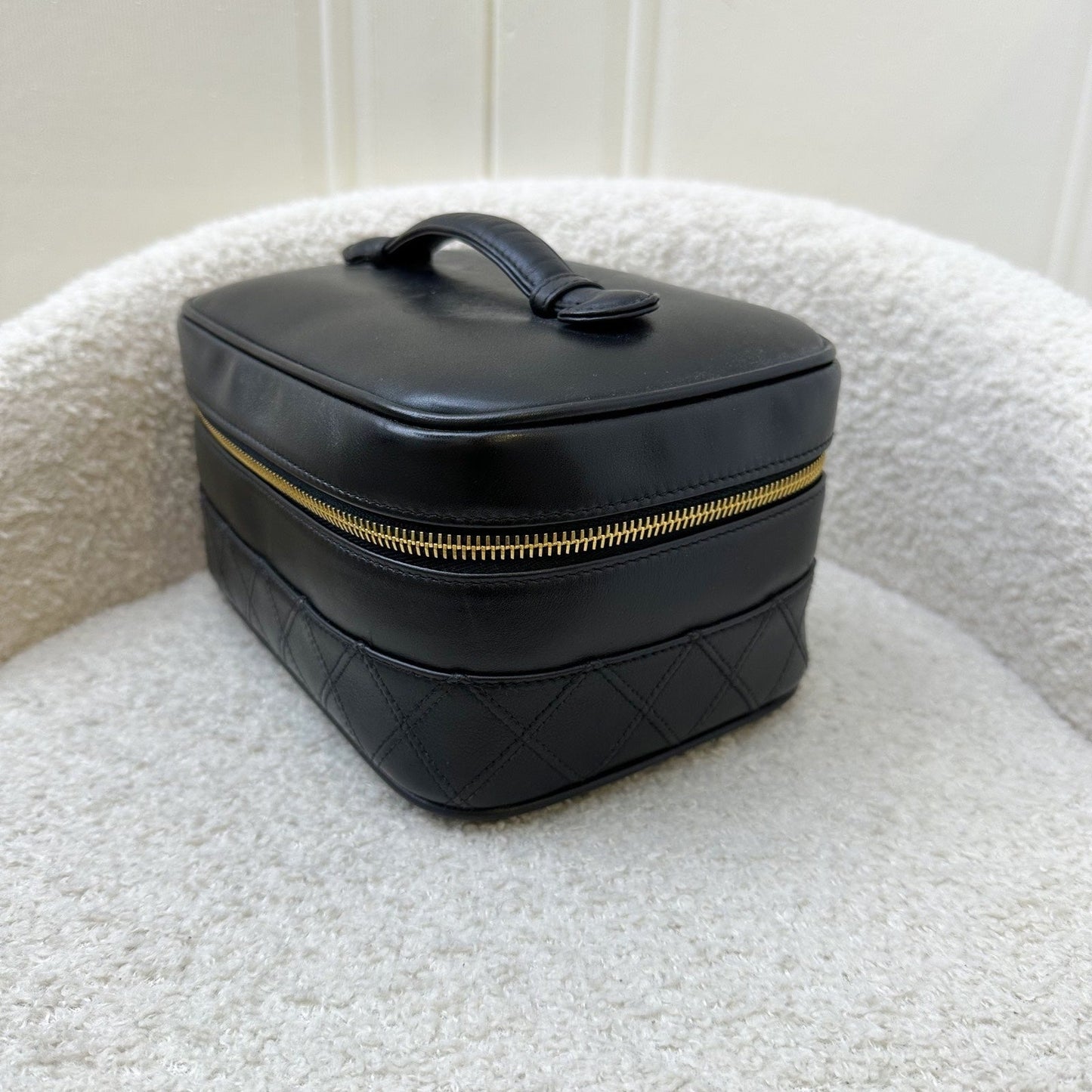 Chanel   Travel Vanity Bag in Black Lambskin 24K GHW