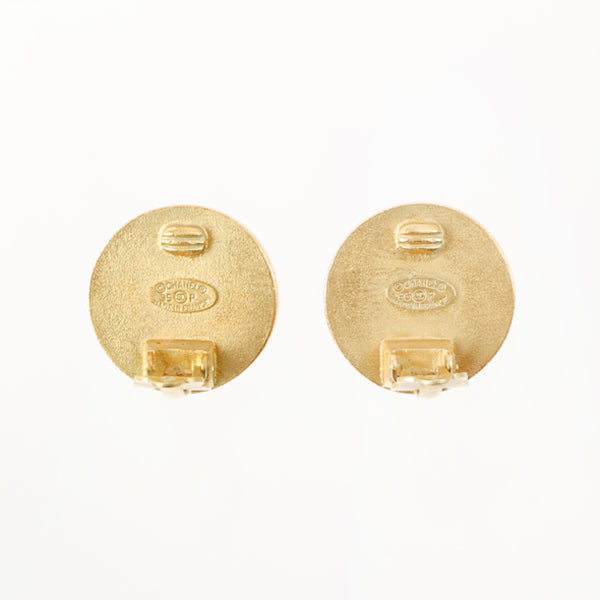 Chanel 1995 Made Round Pearl Mini Cc Mark Earrings