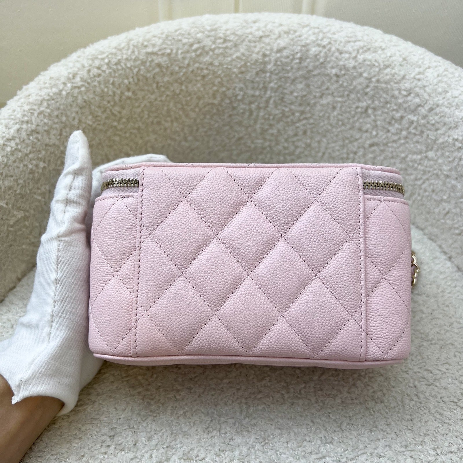 Chanel Small Classic Vanity In 22S Pink Caviar And Lghw (model: AP1341)