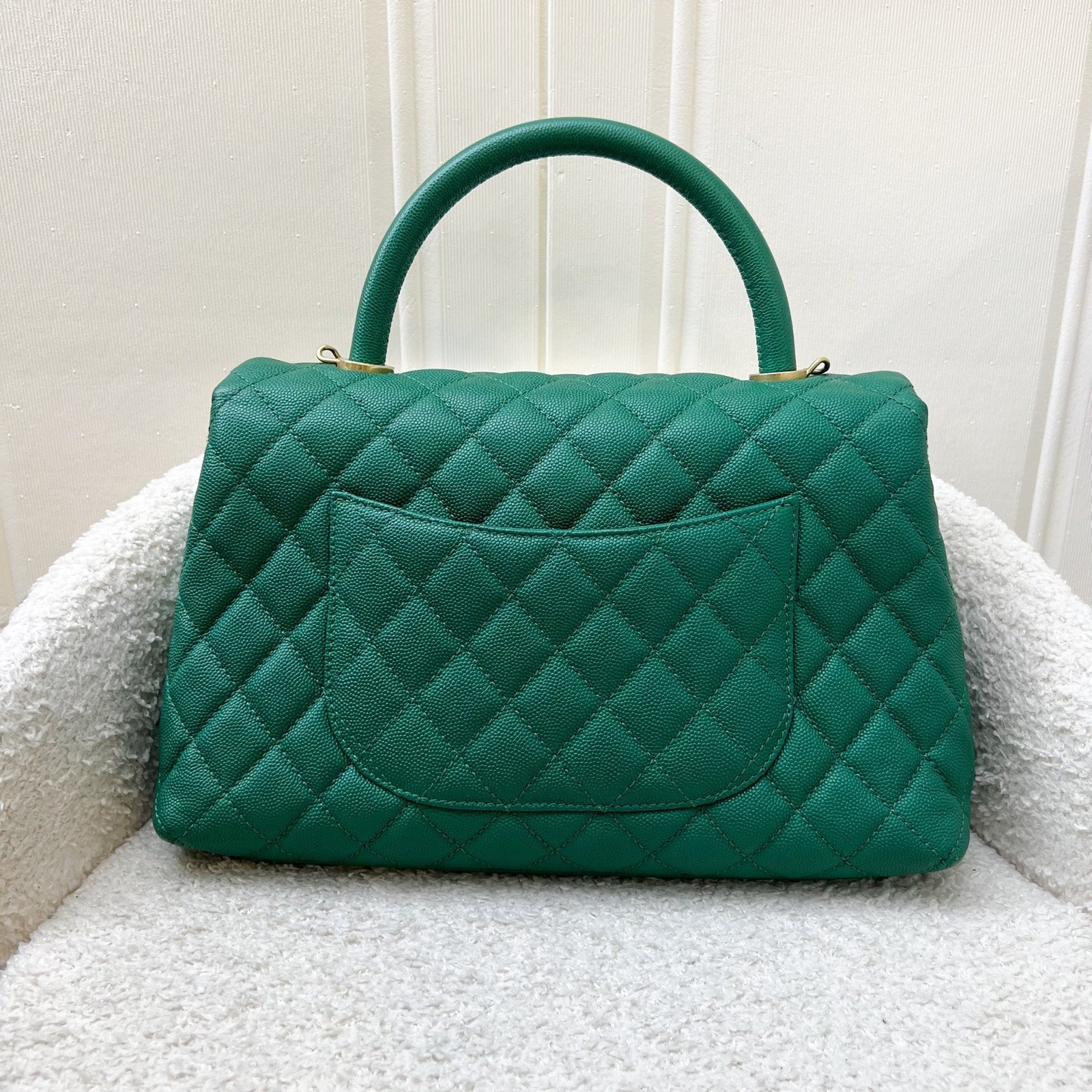 Chanel Medium 29Cm Coco Handle Flap In Green Caviar And Aghw Bag