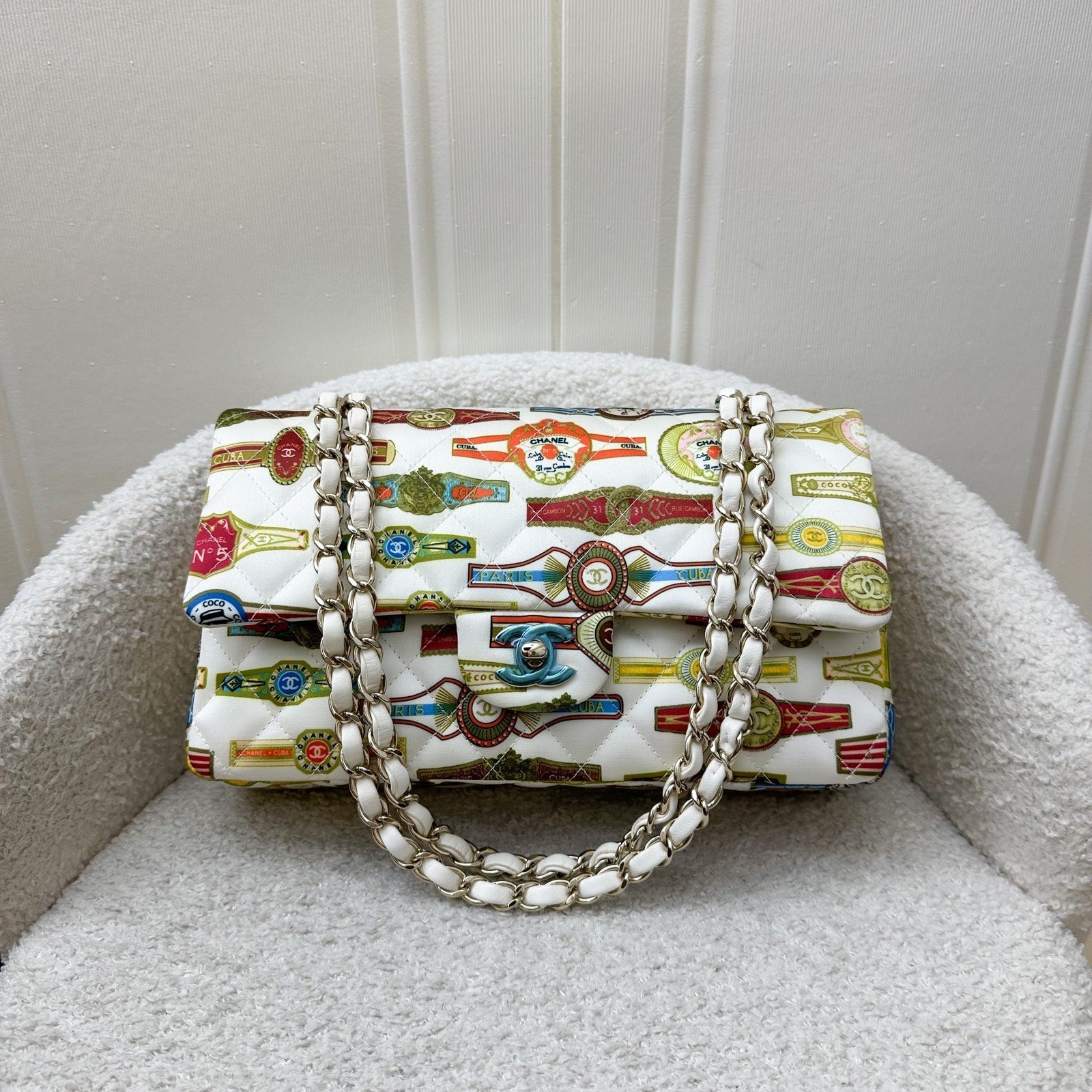 Chanel Medium Classic Flap Cf Limited Edition Cuba In Printed White Fabric And Lghw Bag