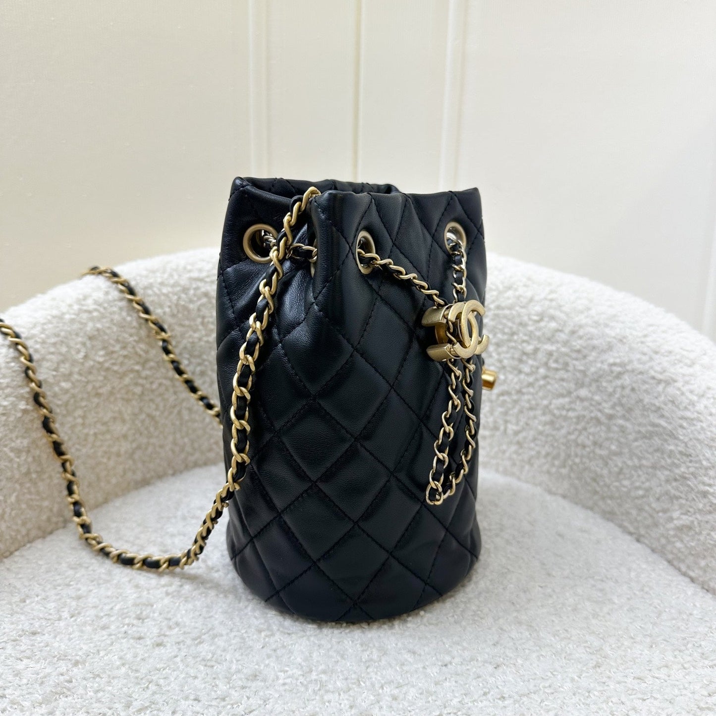 Chanel New Pearl Crush Bucket Bag in 22S Black Lambskin AGHW