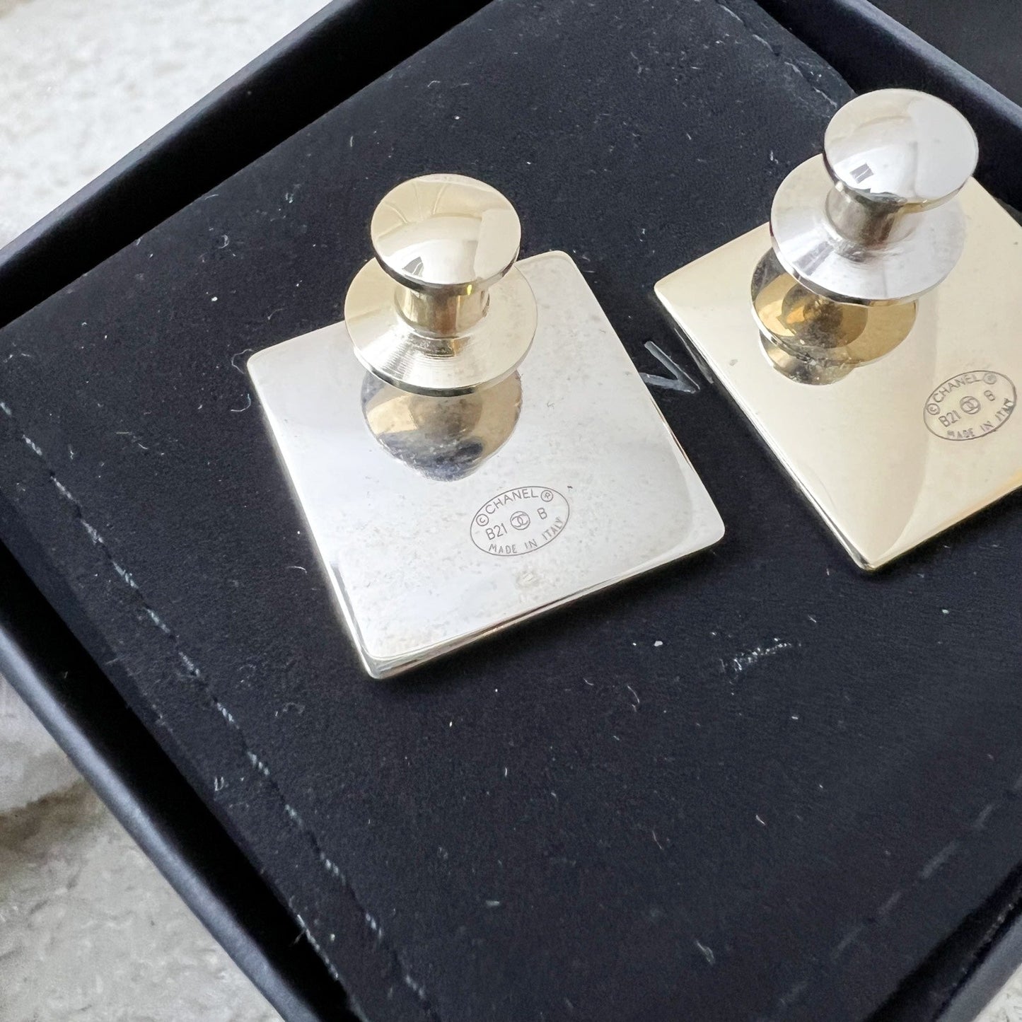 Chanel Pair Of Pins (Brooches) In Shw Bag
