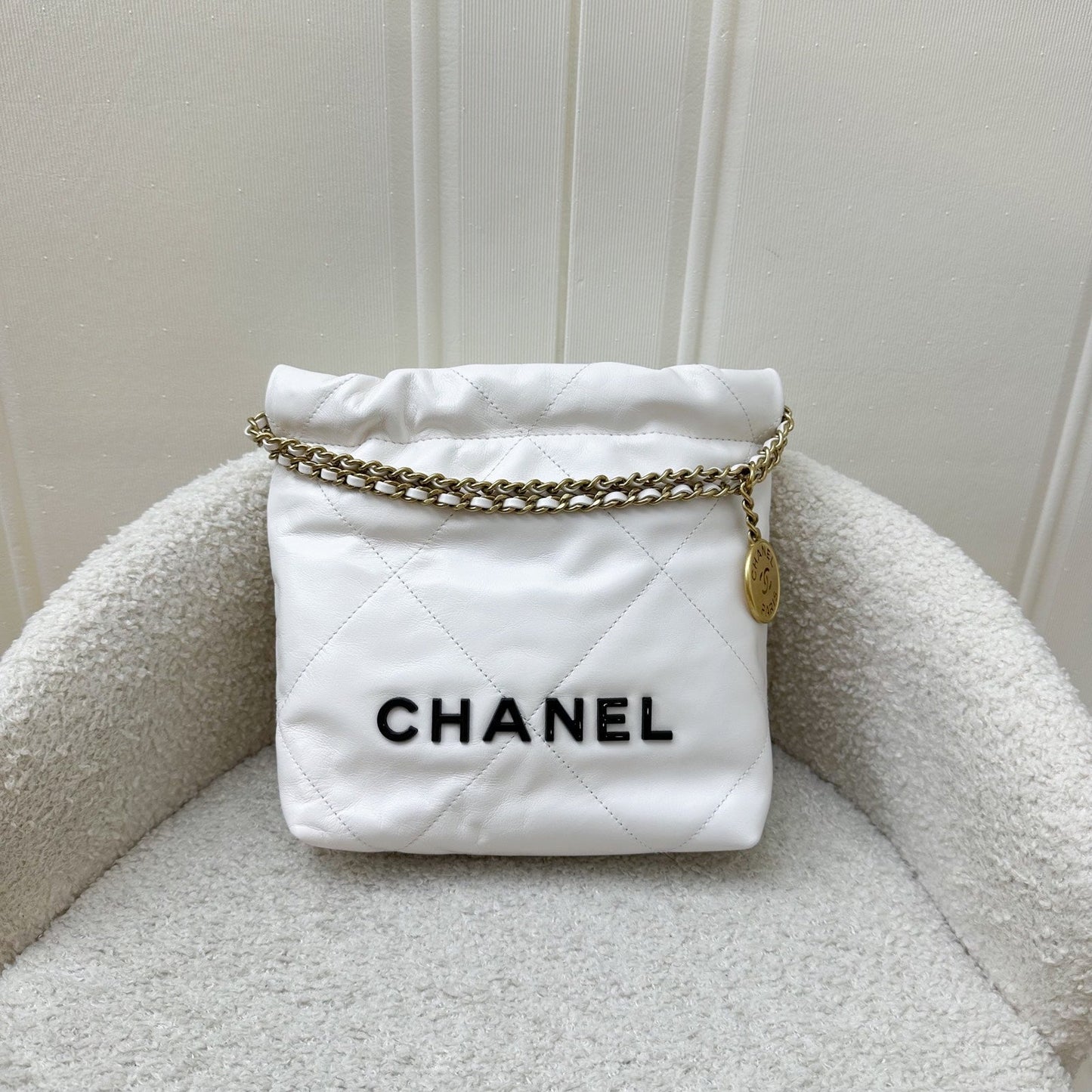 Chanel 22 Mini Hobo Bag In White Calfskin And Ghw With Black Logo