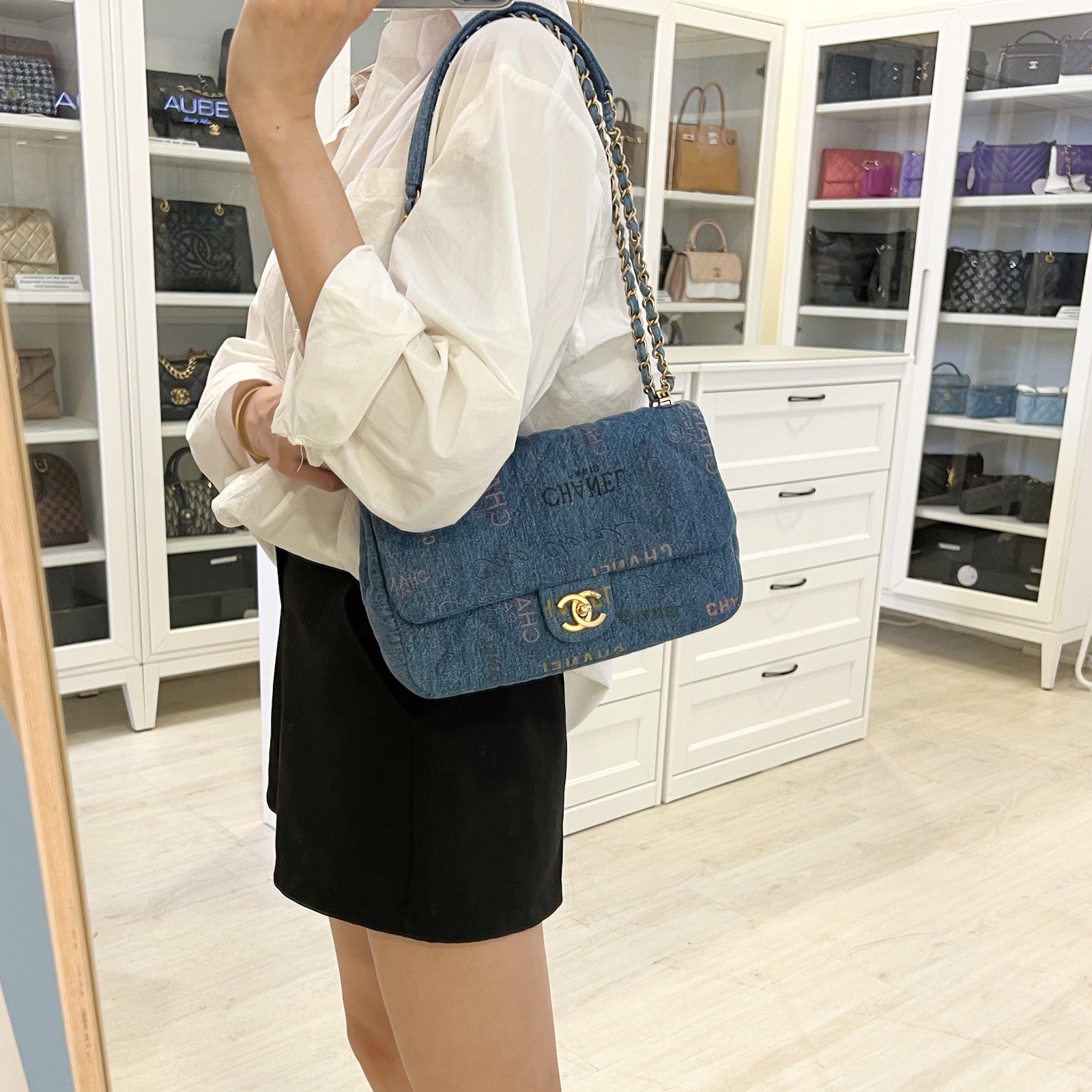 Chanel 22P Denim Mood Medium Flap Bag in Blue Printed Denim and Aghw