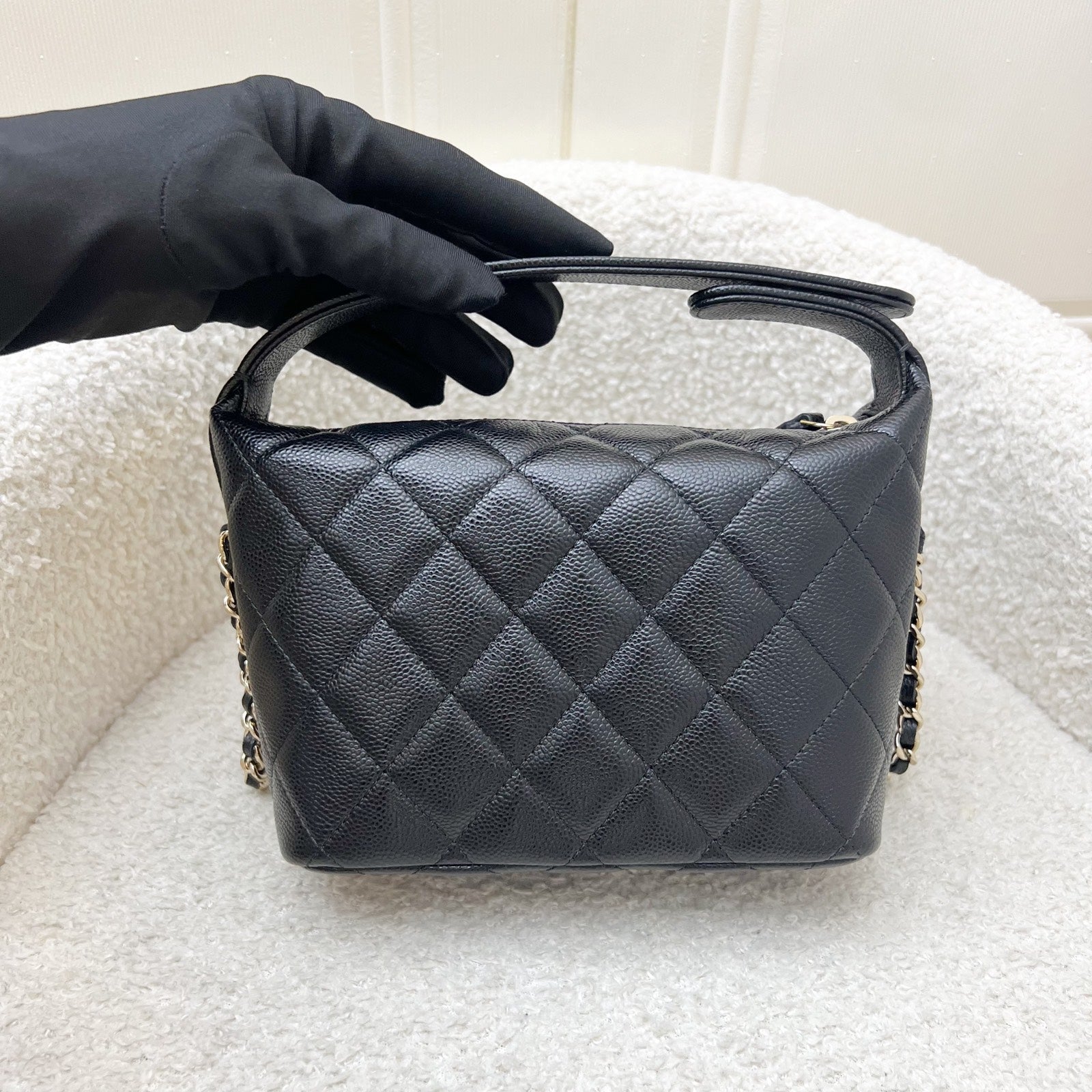 Chanel Classic Quilted Hobo Clutch On Chain In Black Caviar And Lghw (model: AP4386) 2