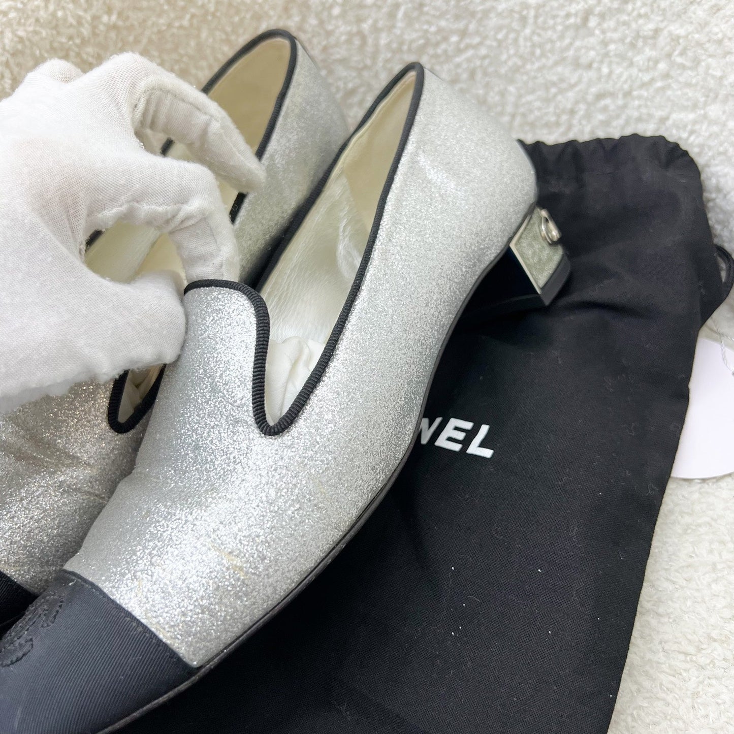 Chanel Heels In Silver Glitter Leather Black Gosgrain Size 38