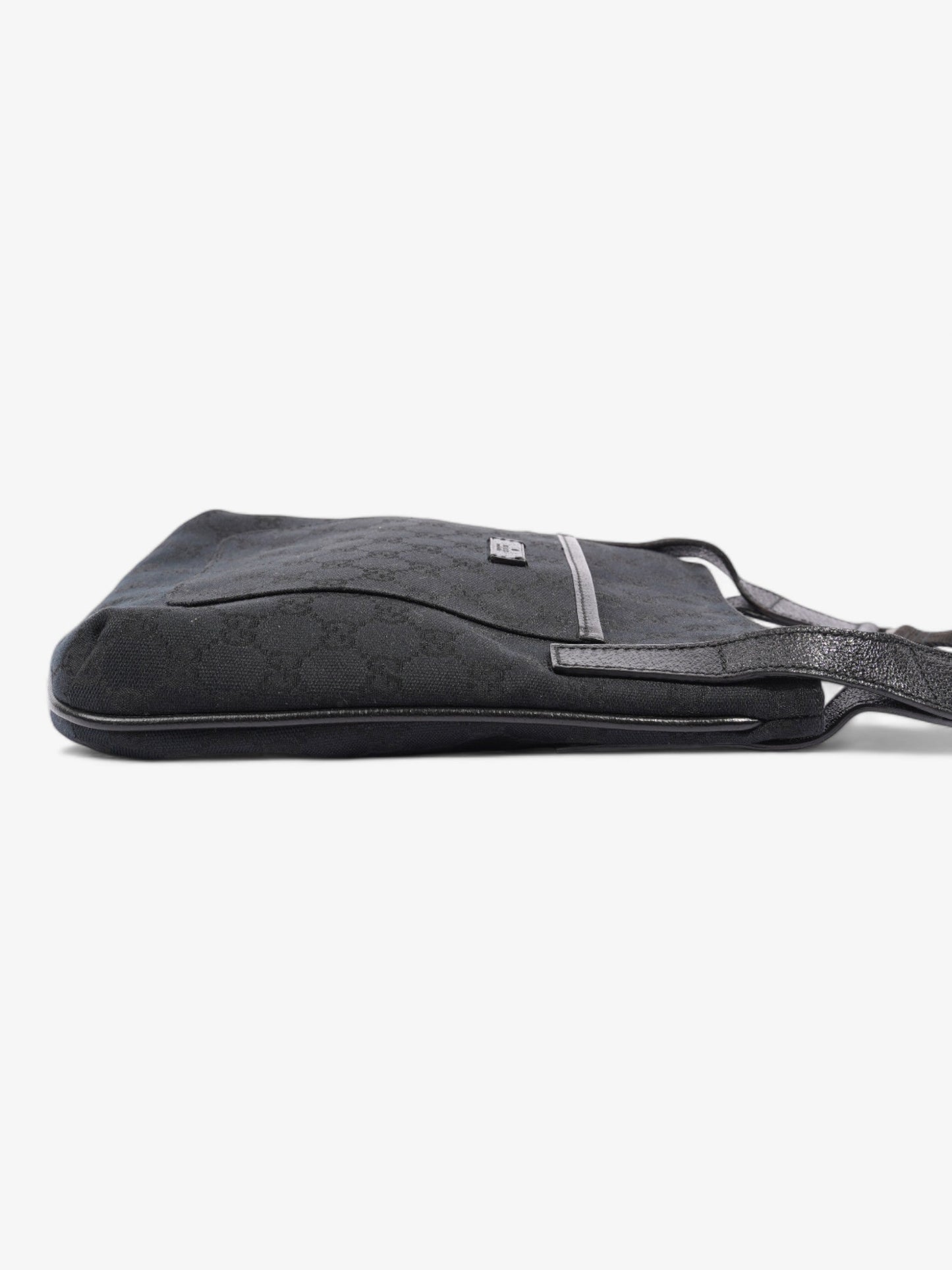 Gucci Messenger Supreme Canvas Travel Bag