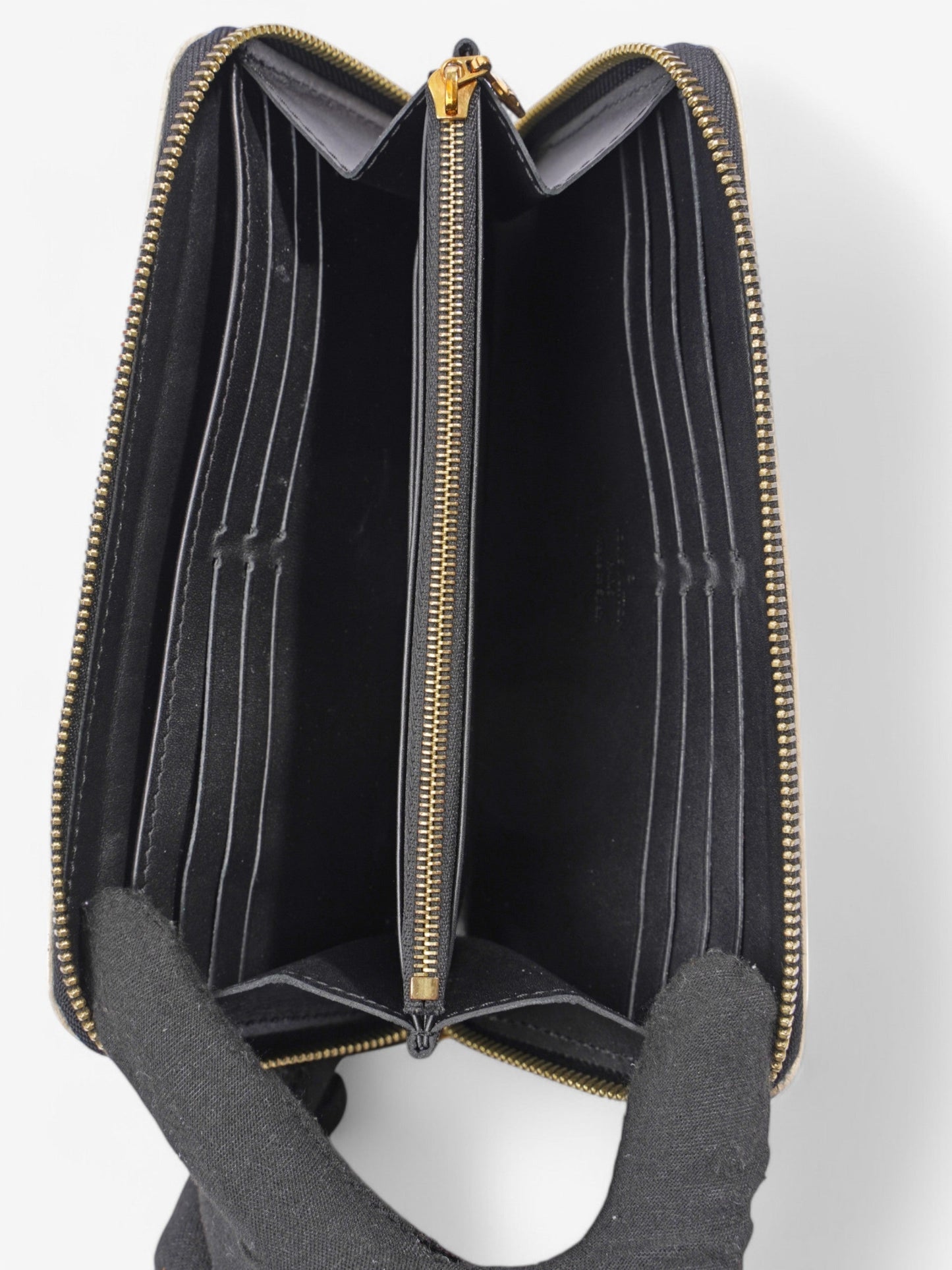 Louis Vuitton Suhali Zippy Black Gold Leather Wallet Case