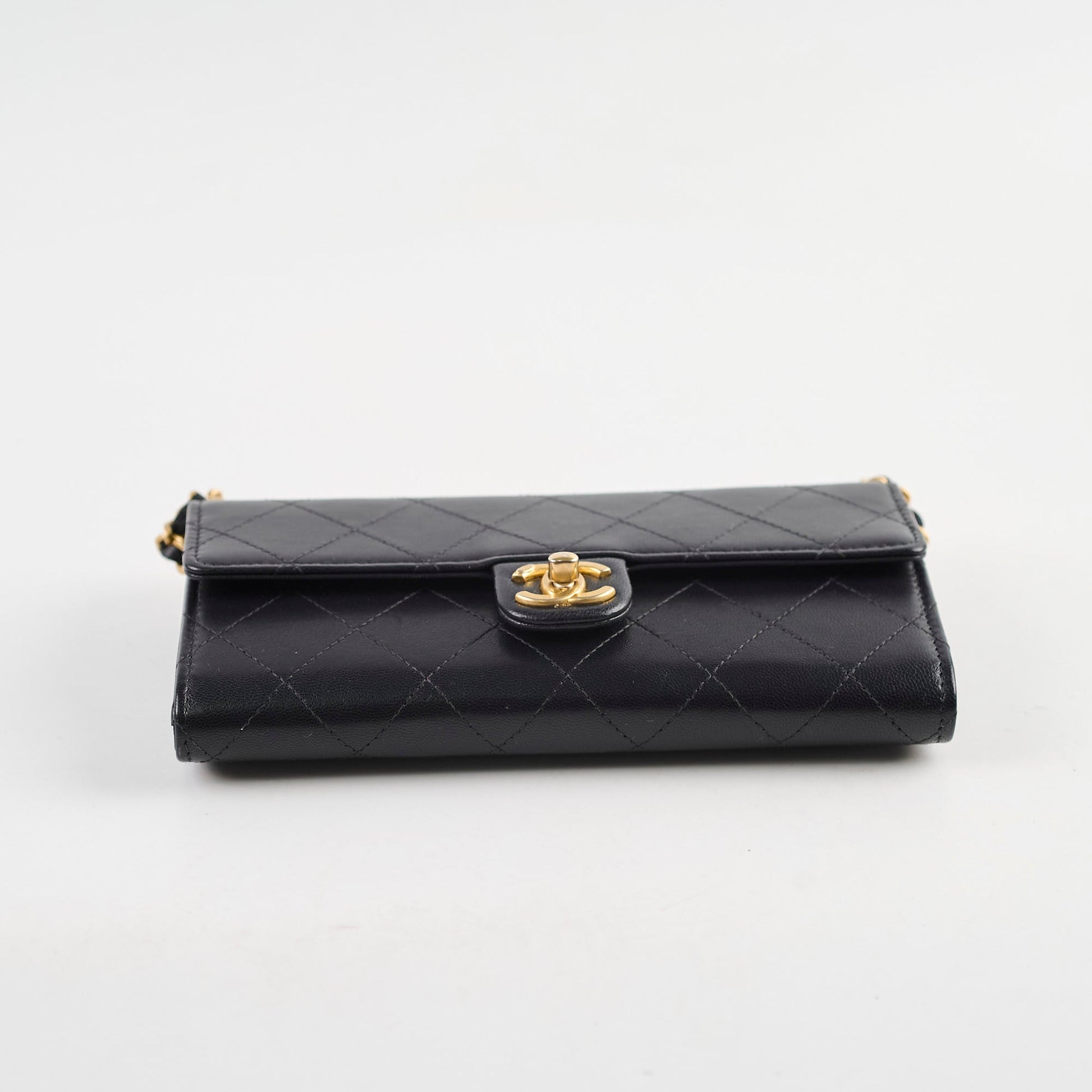 Chanel Pearl Wallet On Chain Black