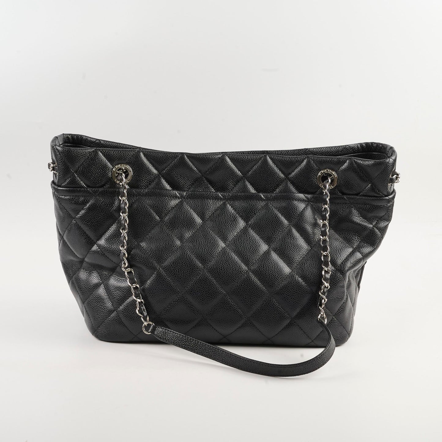 Chanel CC Logo Caviar Black Shoulder Bag - Series 17