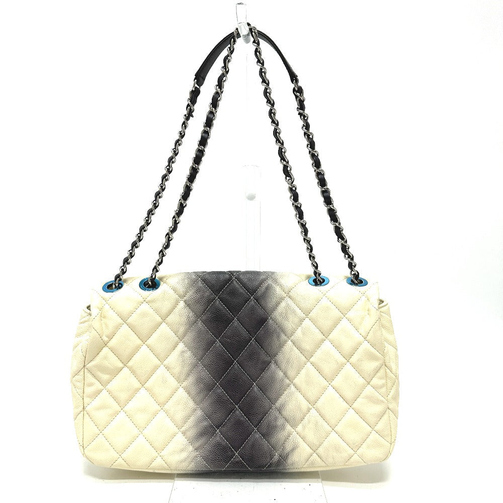 Chanel Caviar skin type CC COCO Mark White Shoulder Bag