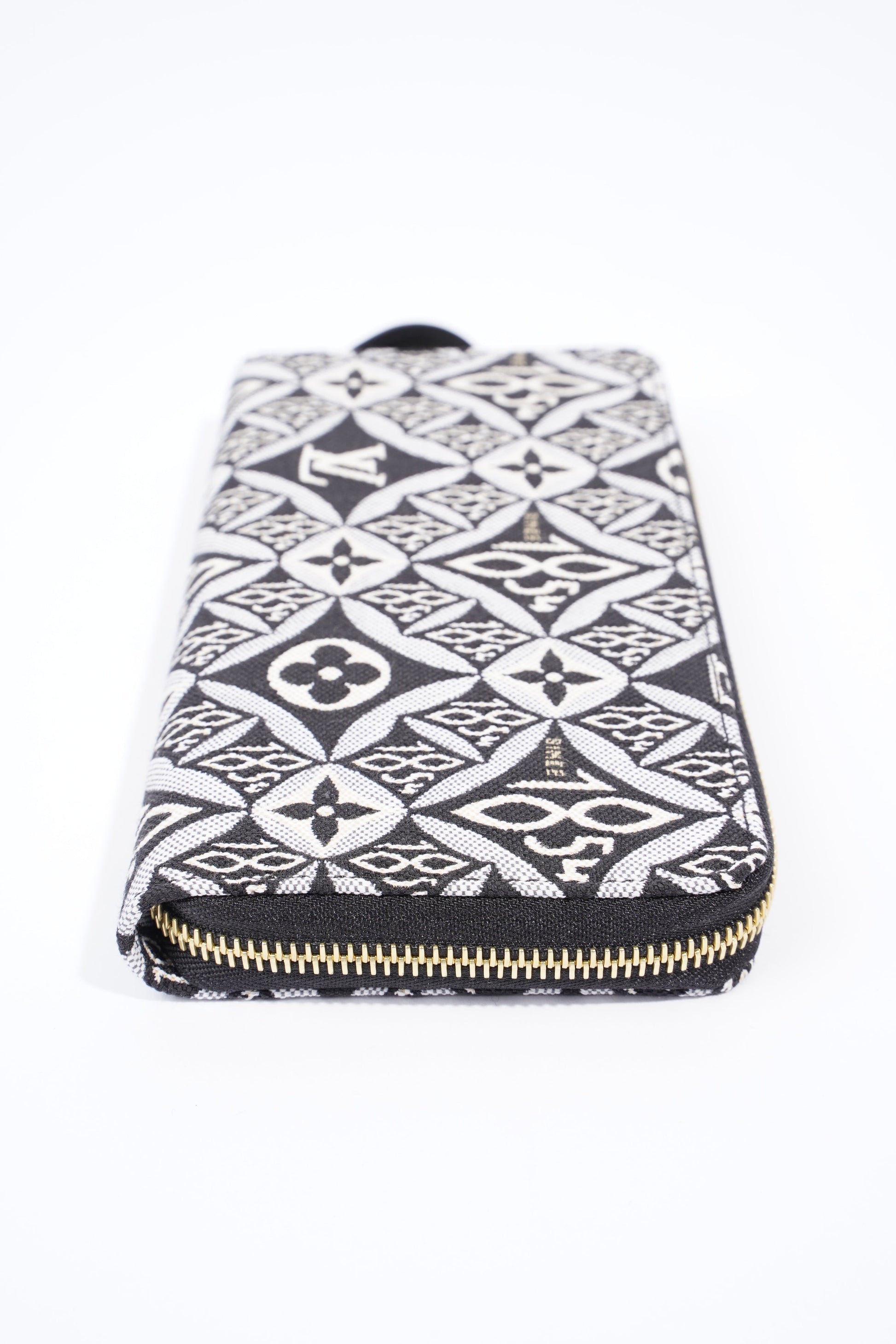 Louis Vuitton Since Zippy Jacquard Monogram Black White Canvas Wallet Case