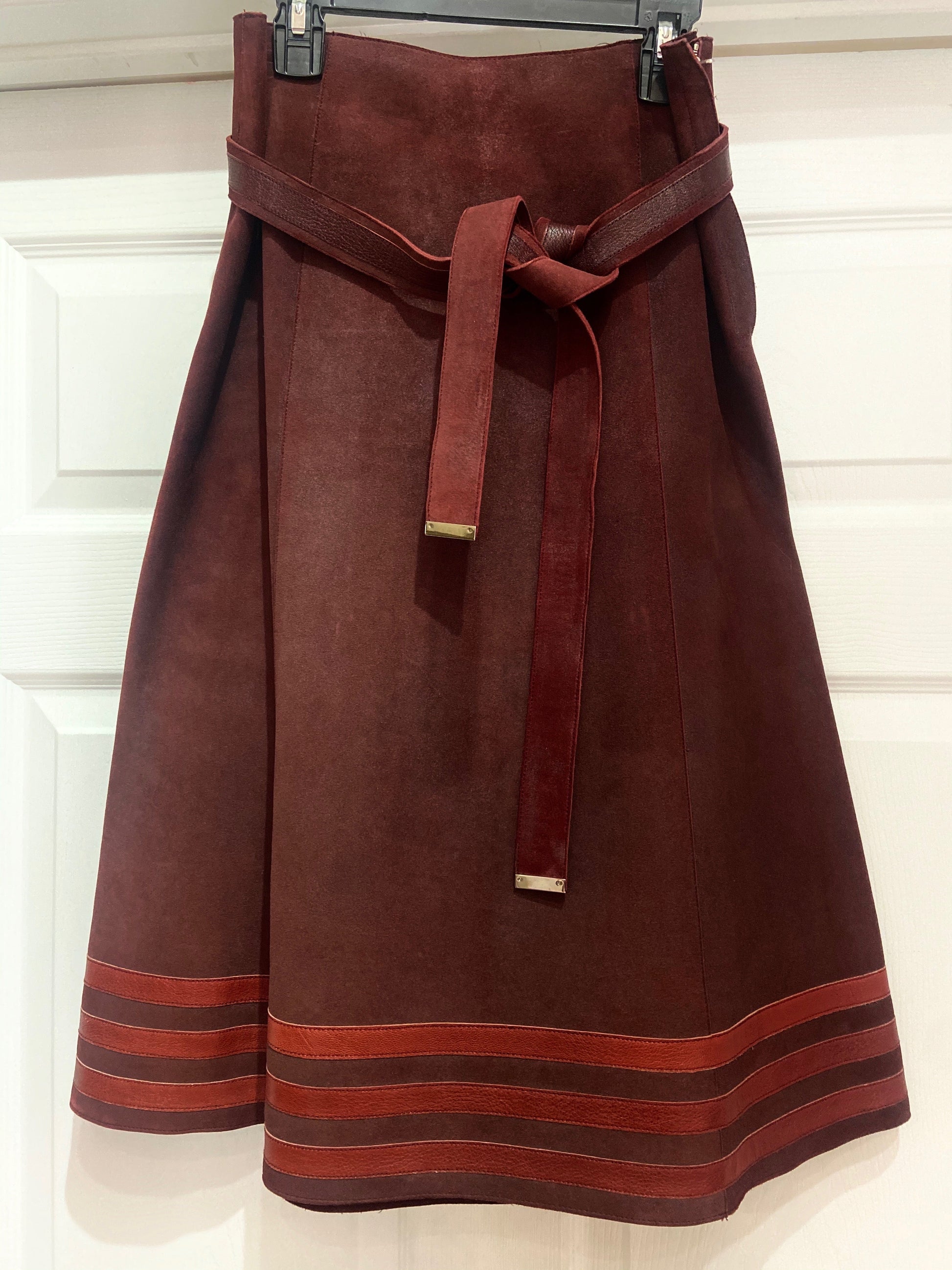 Louis Vuitton BELTED AGNEAU SKIRT Lambskin Apparel