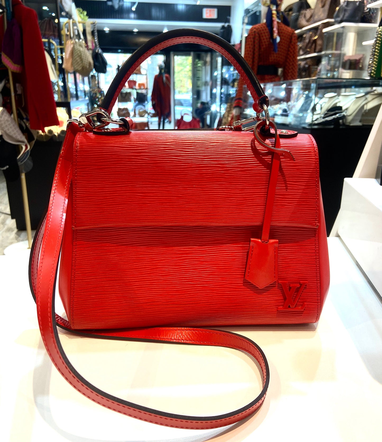 Louis Vuitton CLUNY MM SATCHEL Epi Leather Satchel Bag