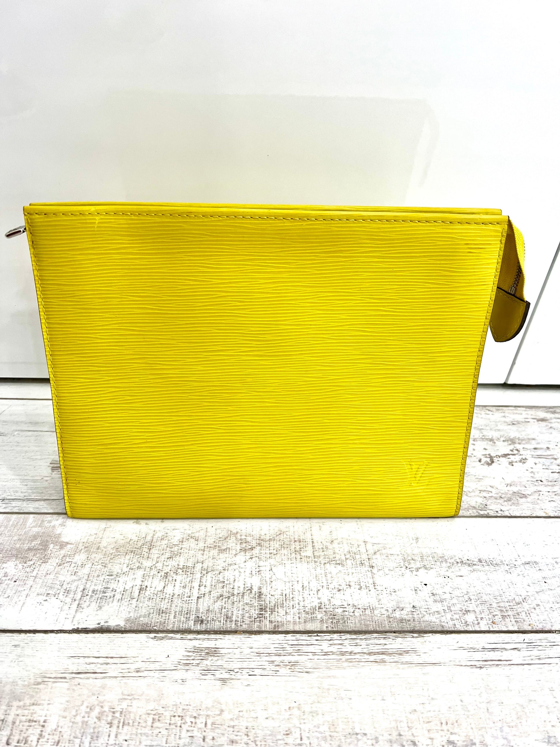 Louis Vuitton TOILETRY Epi Leather Handbag
