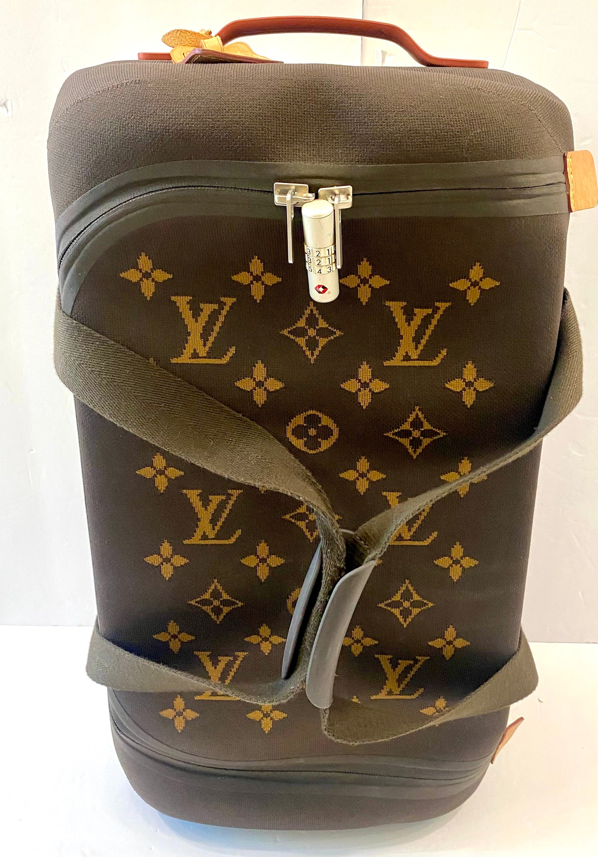 Louis Vuitton JACQUARD KNIT HORIZON SOFT DUFFLE Monogram Travel Bag