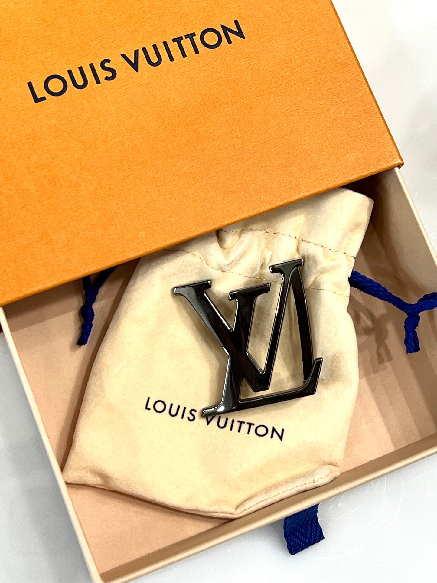 Louis Vuitton INITIALS BUCKLE Belt