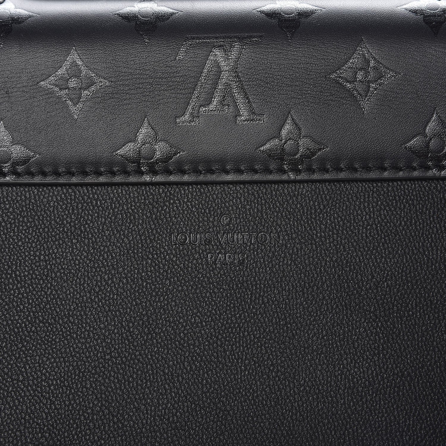 Louis Vuitton CUIR PLUME ECUME VERY Monogram Handbag