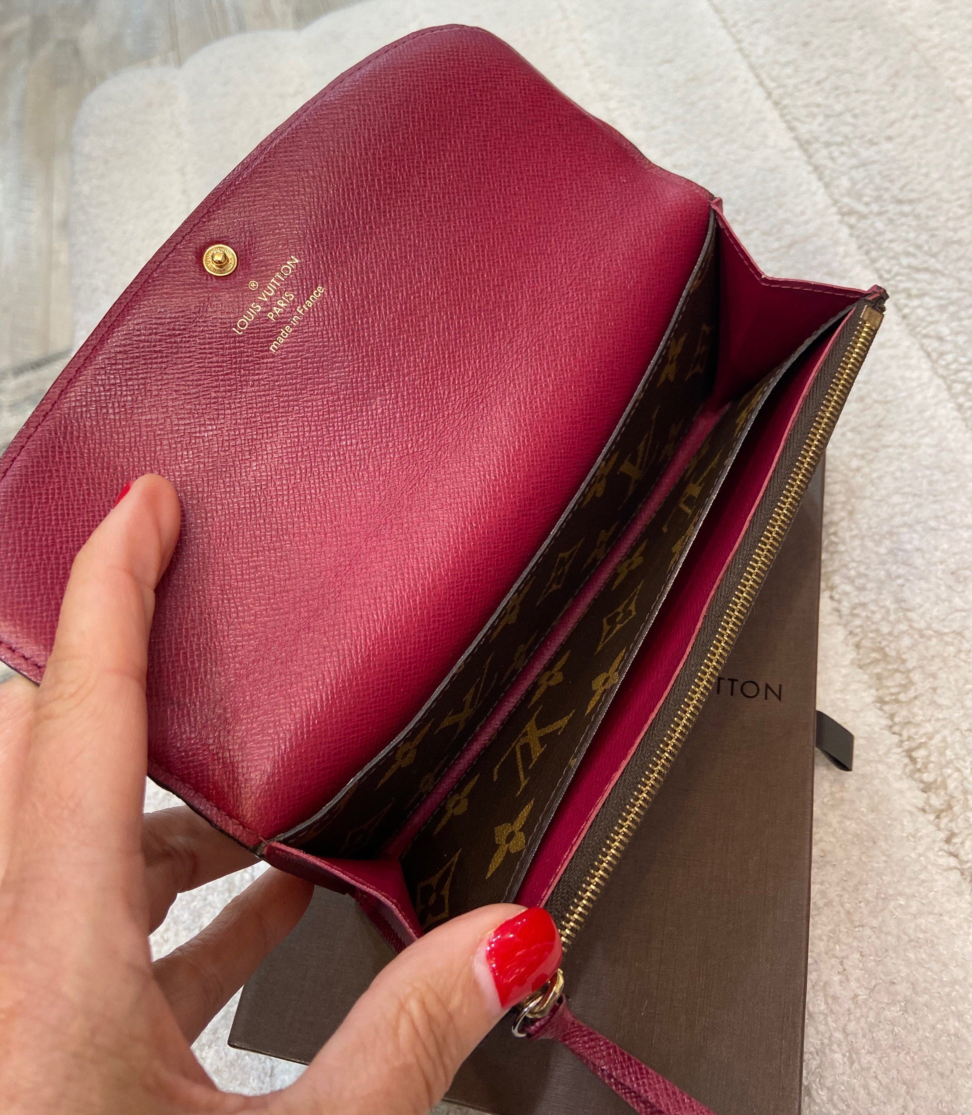 Louis Vuitton EMILIE FUCHSIA Monogram Wallet Case