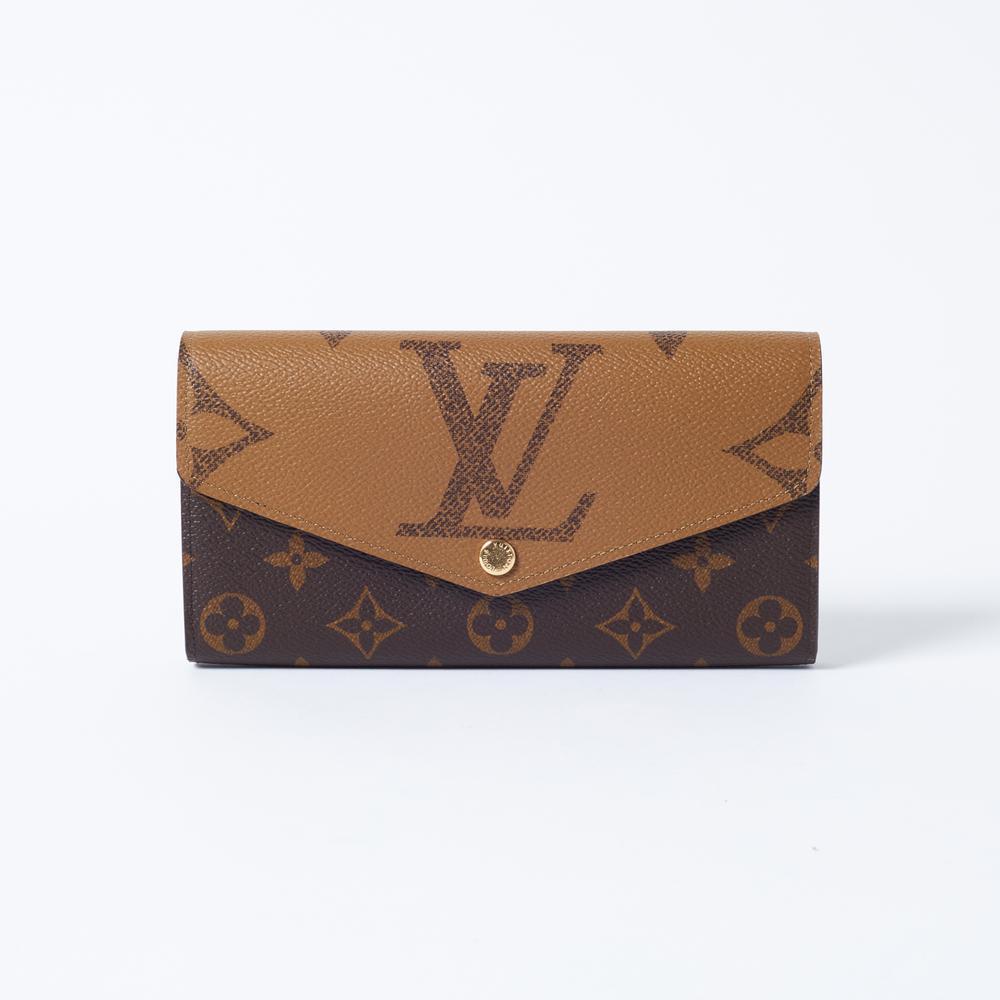 Louis Vuitton REVERSE GIANT SARAH Monogram Wallet Case