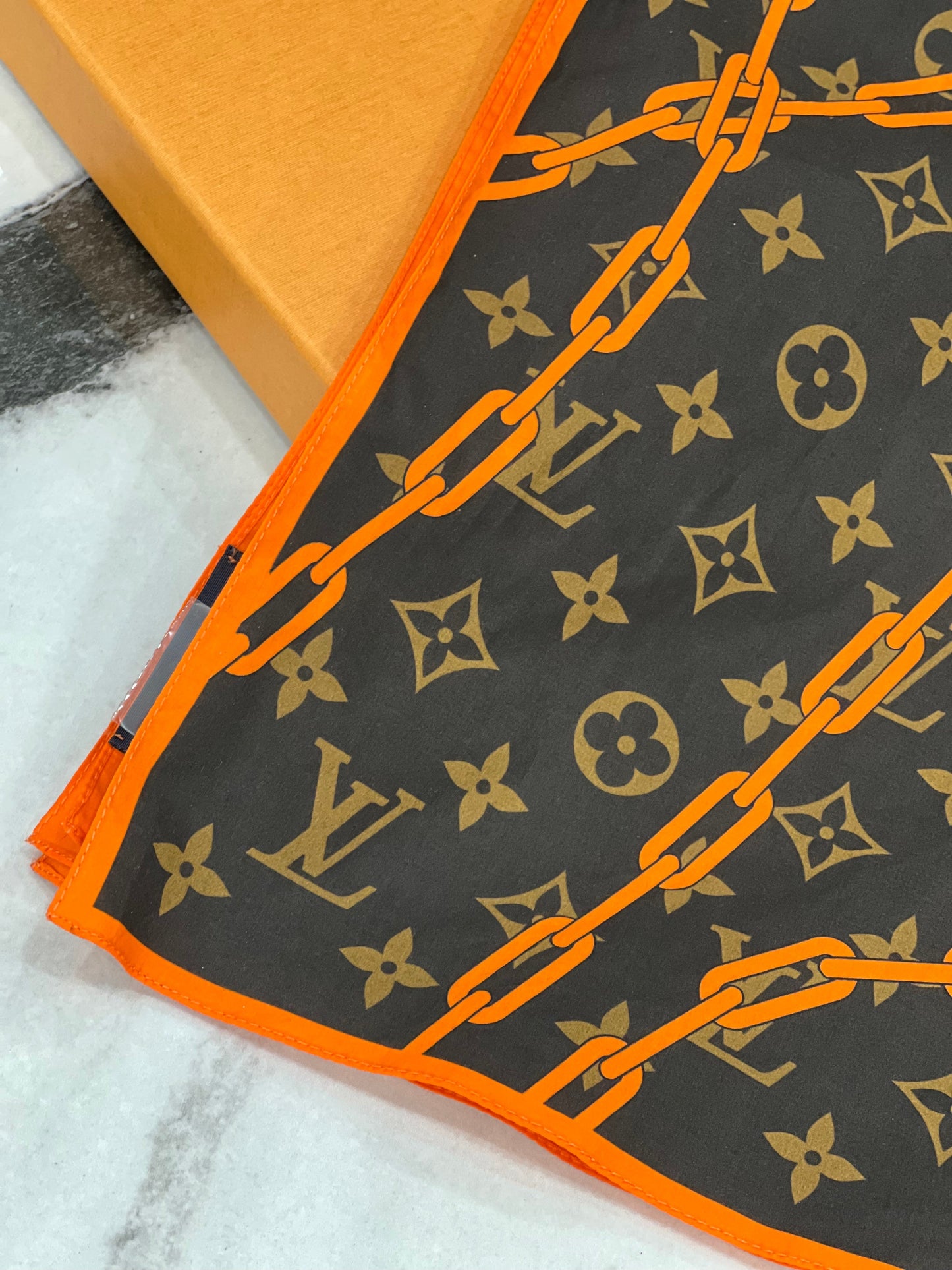 Louis Vuitton SOLAR RAY BANDANA SCARF Monogram