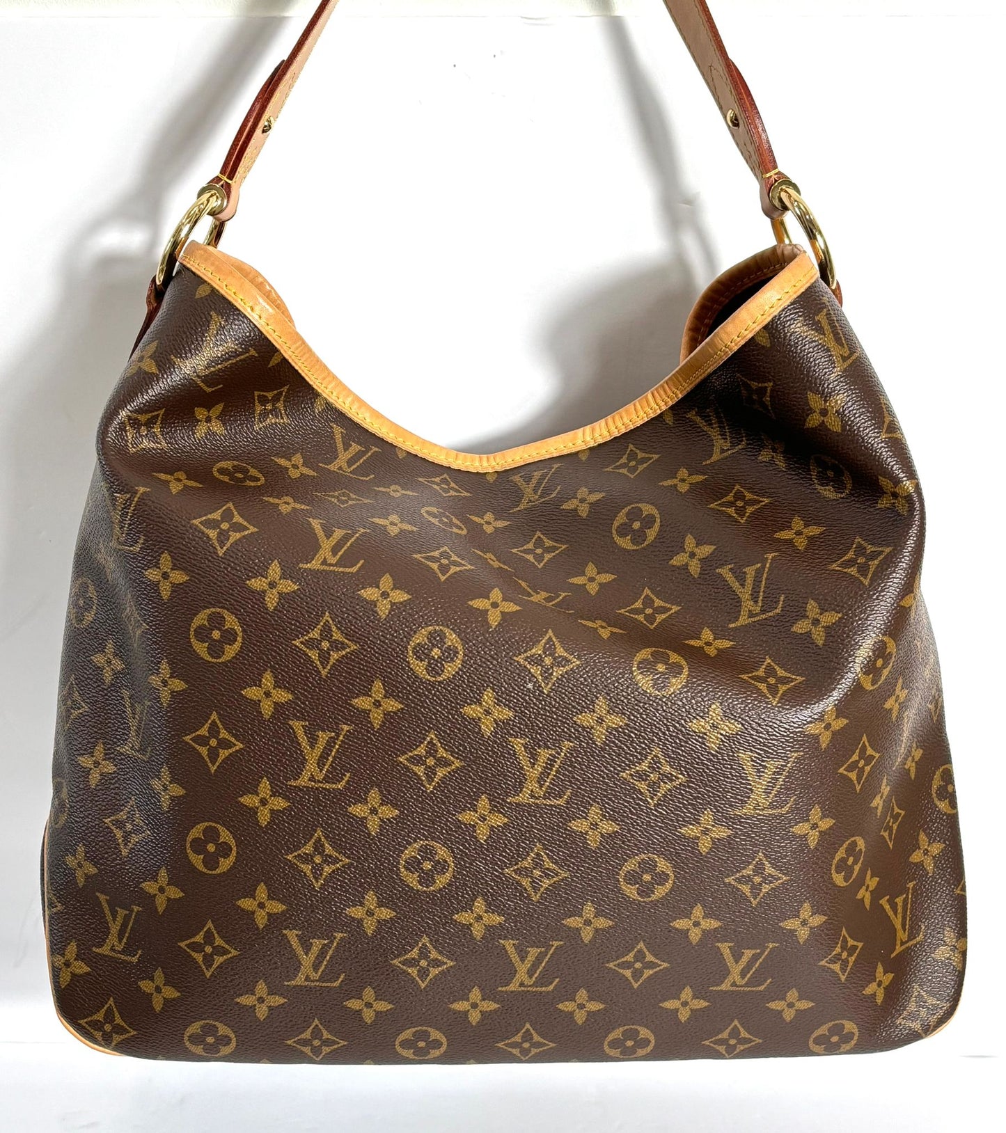Louis Vuitton MM Monogram Shoulder Bag