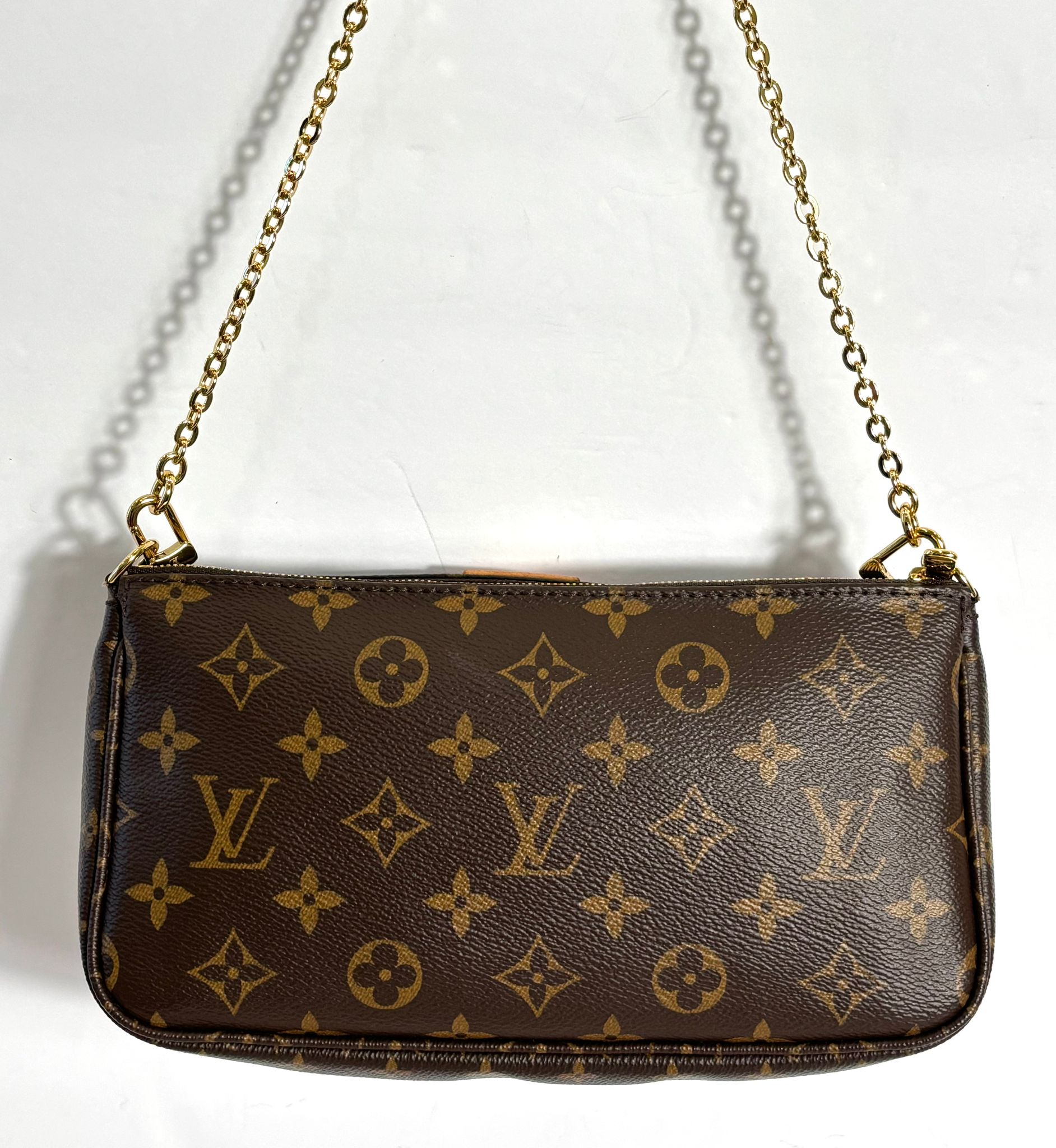 Louis Vuitton MULTI POCHETTE Clutch Bag
