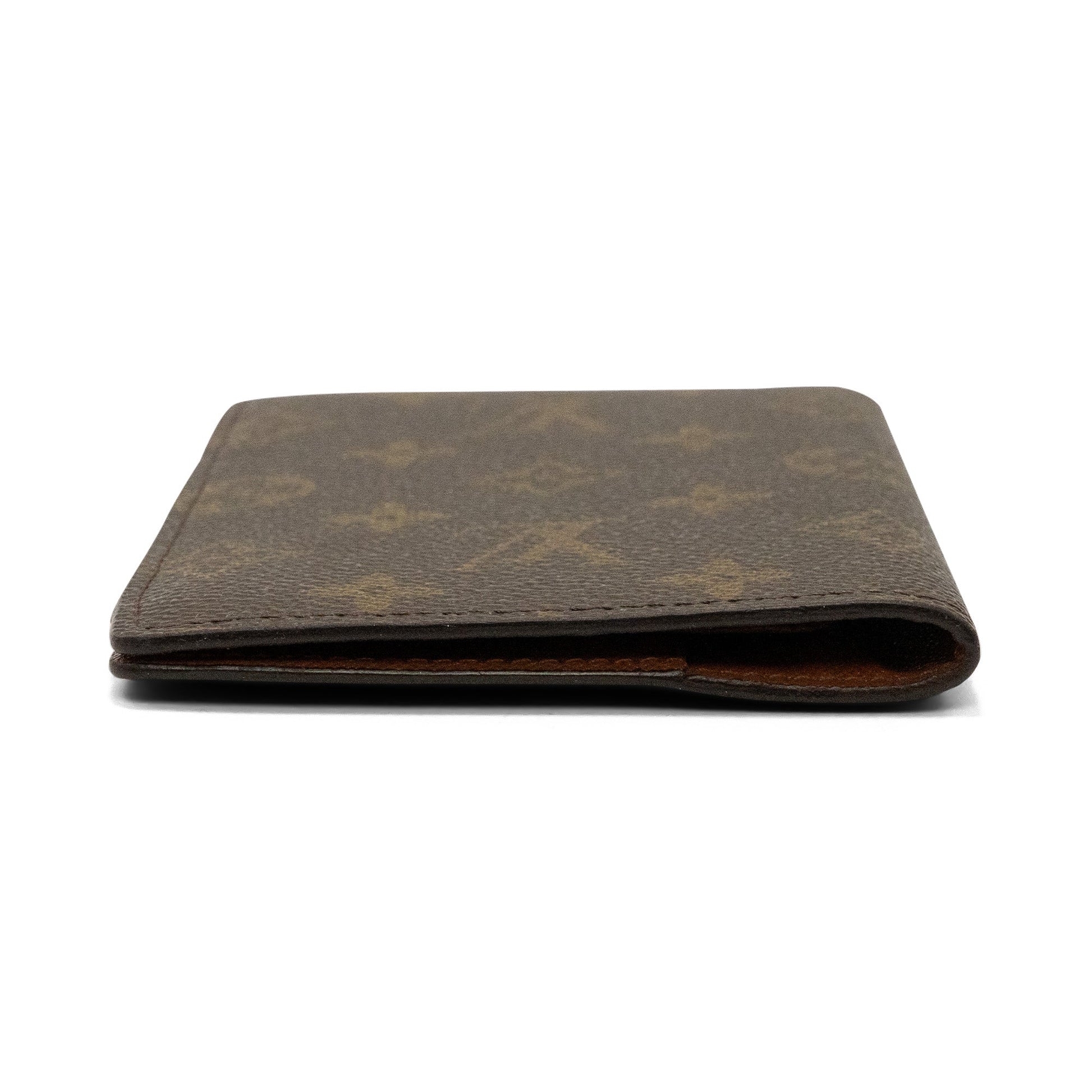 Louis Vuitton Passport Holder Fashion Accessory