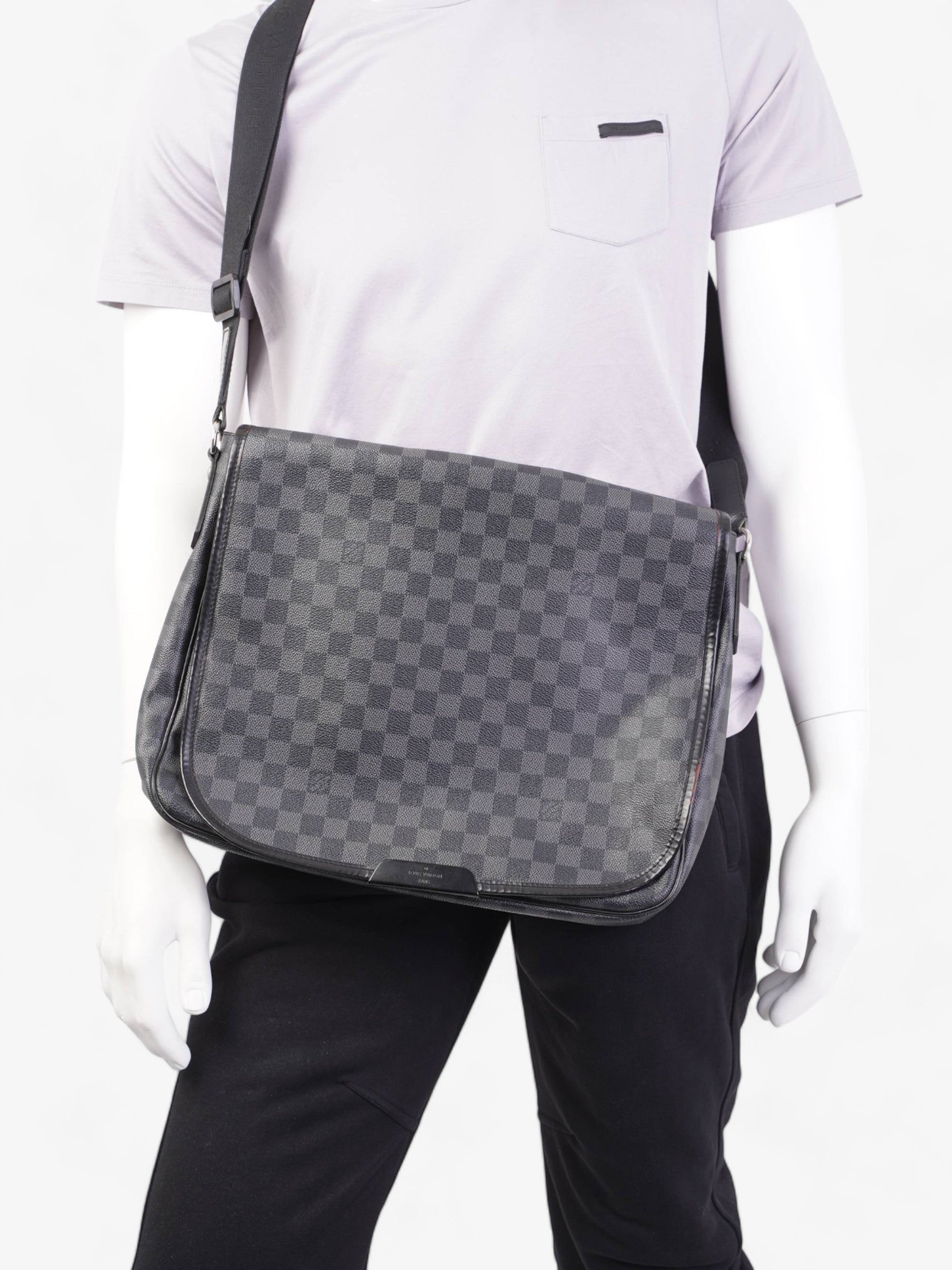 Louis Vuitton Daniel Graphite MM Damier Canvas Handbag