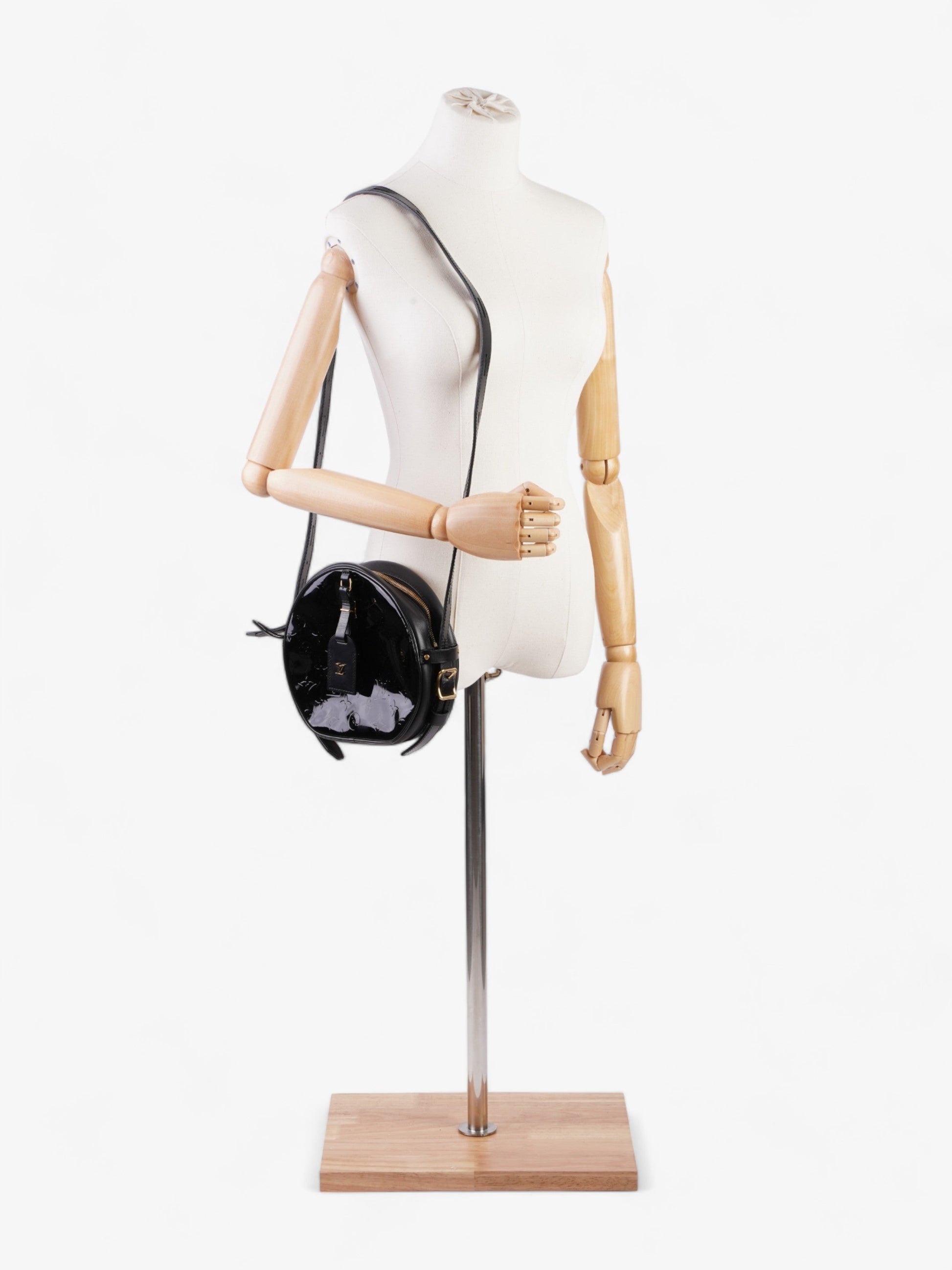 Louis Vuitton Boite Chapeau Souple Vernis Leather Black Handbag