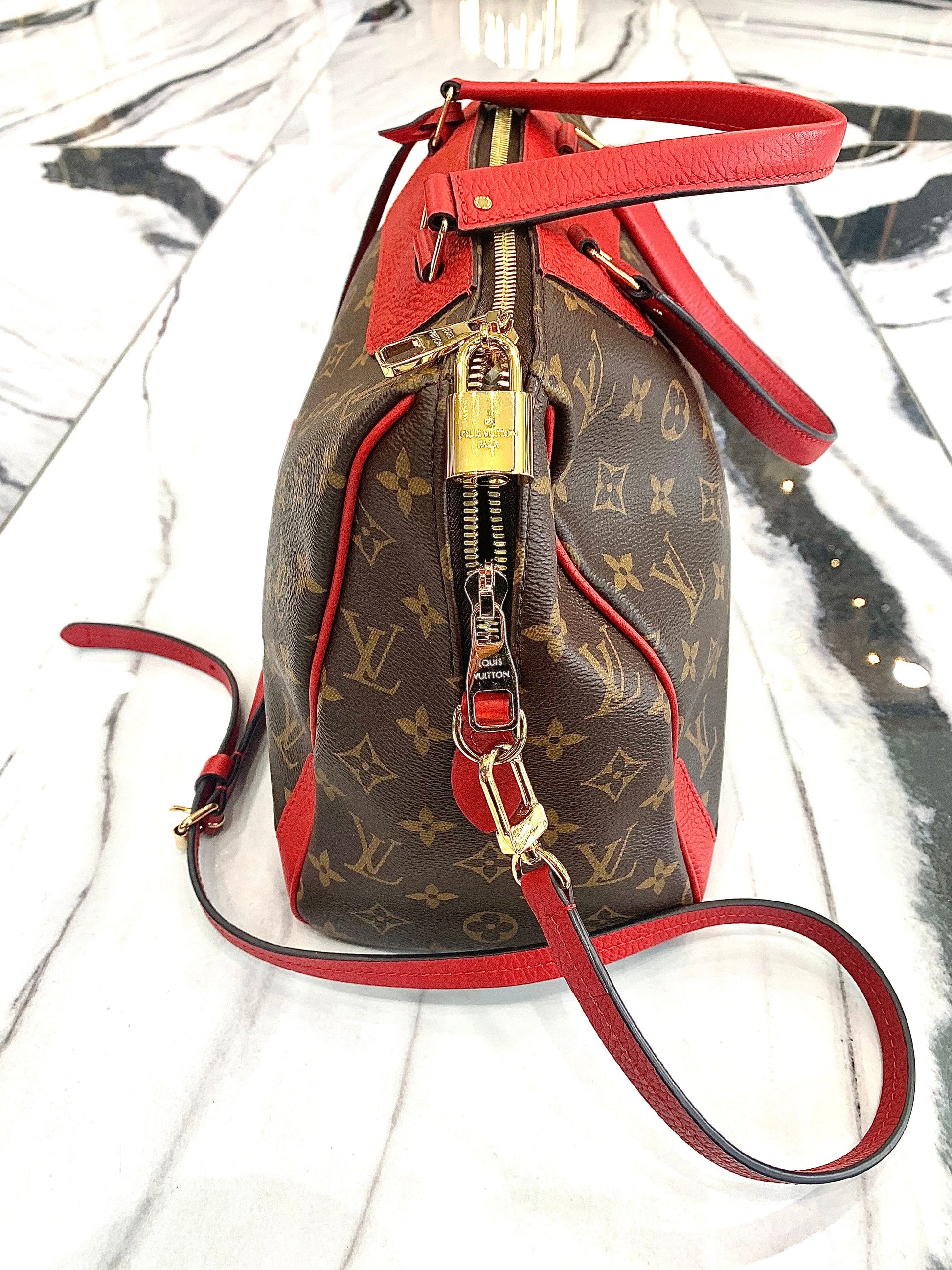 Louis Vuitton RETIRO NM CHERRY Monogram Handbag