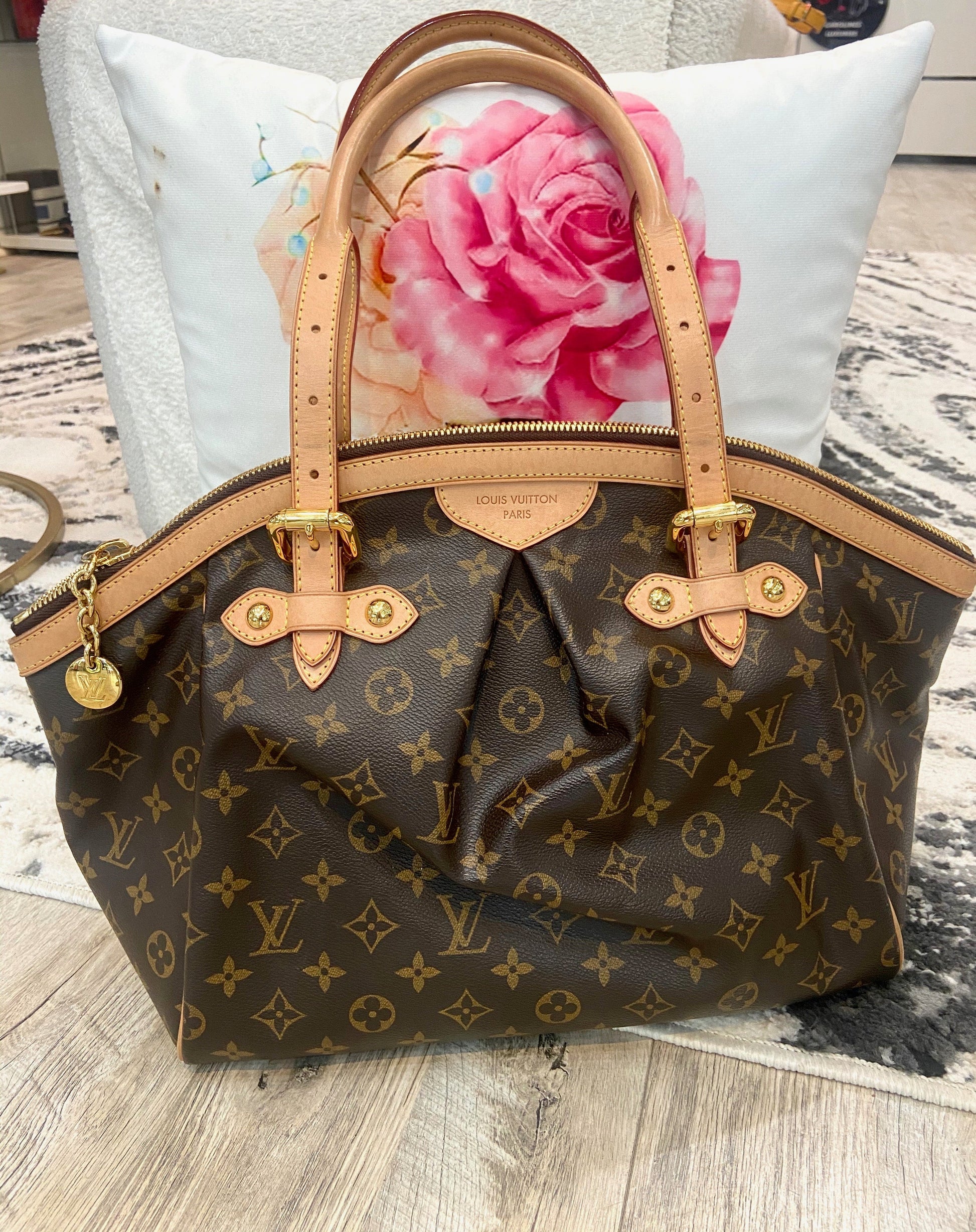Louis Vuitton TIVOLI GM Monogram Handbag