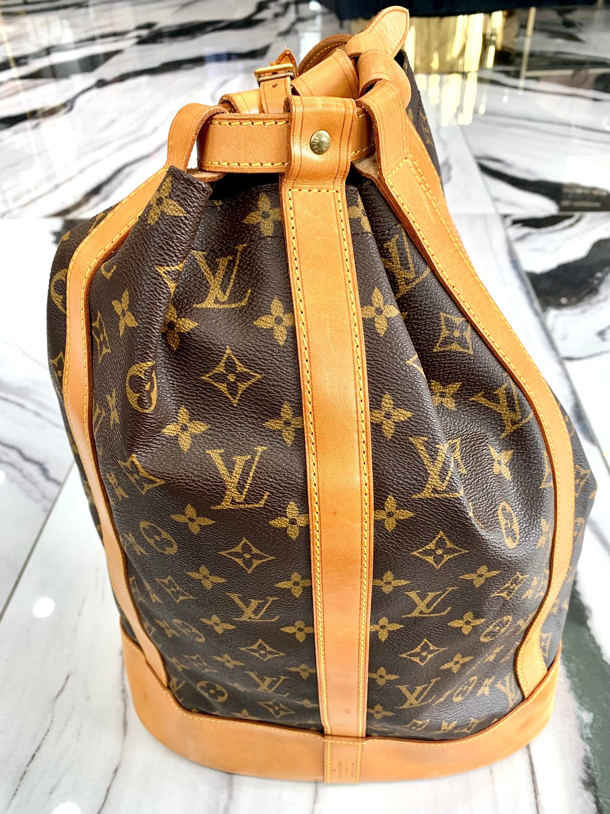 Louis Vuitton GM Monogram Handbag