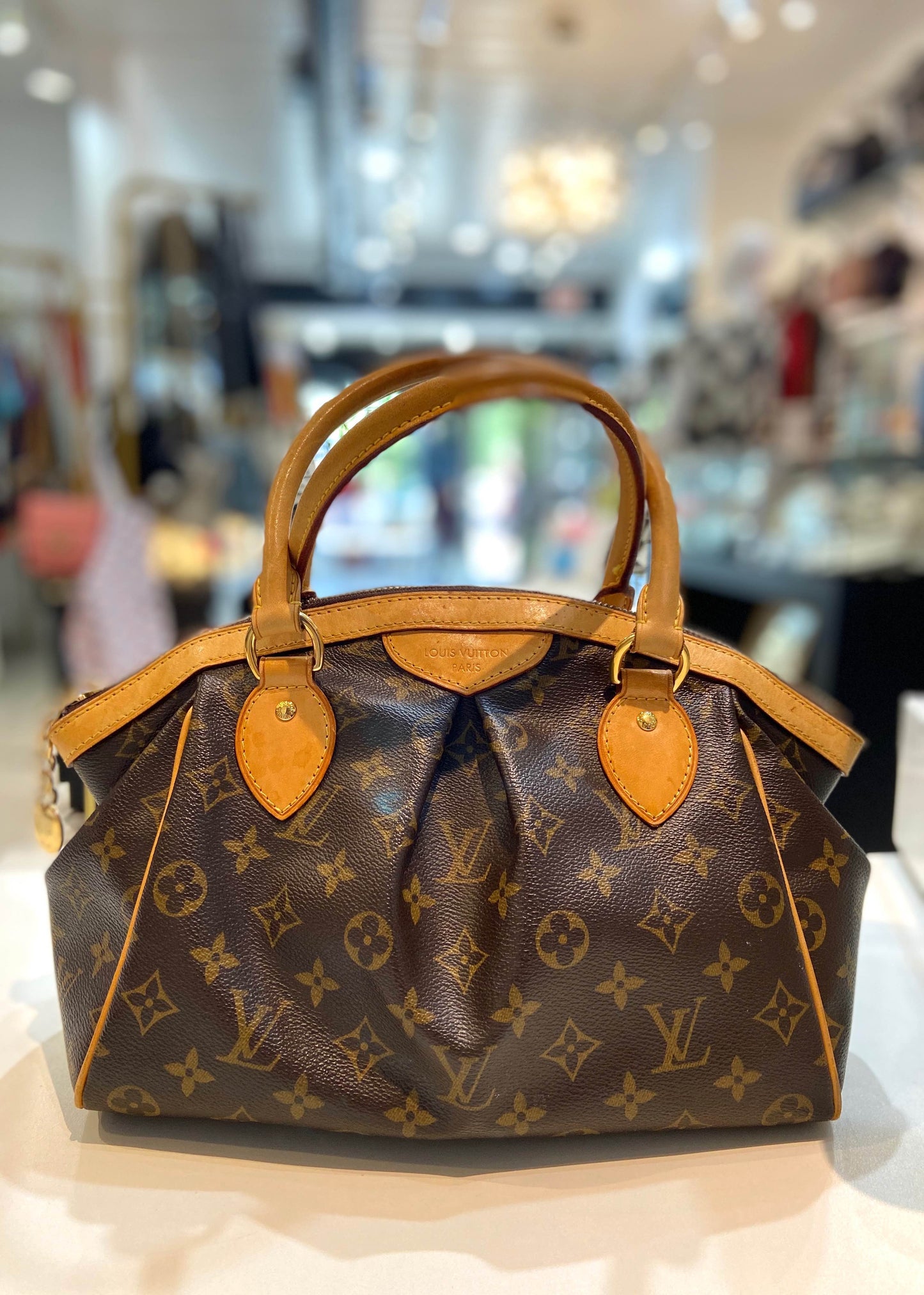 Louis Vuitton TIVOLI PM Monogram Handbag