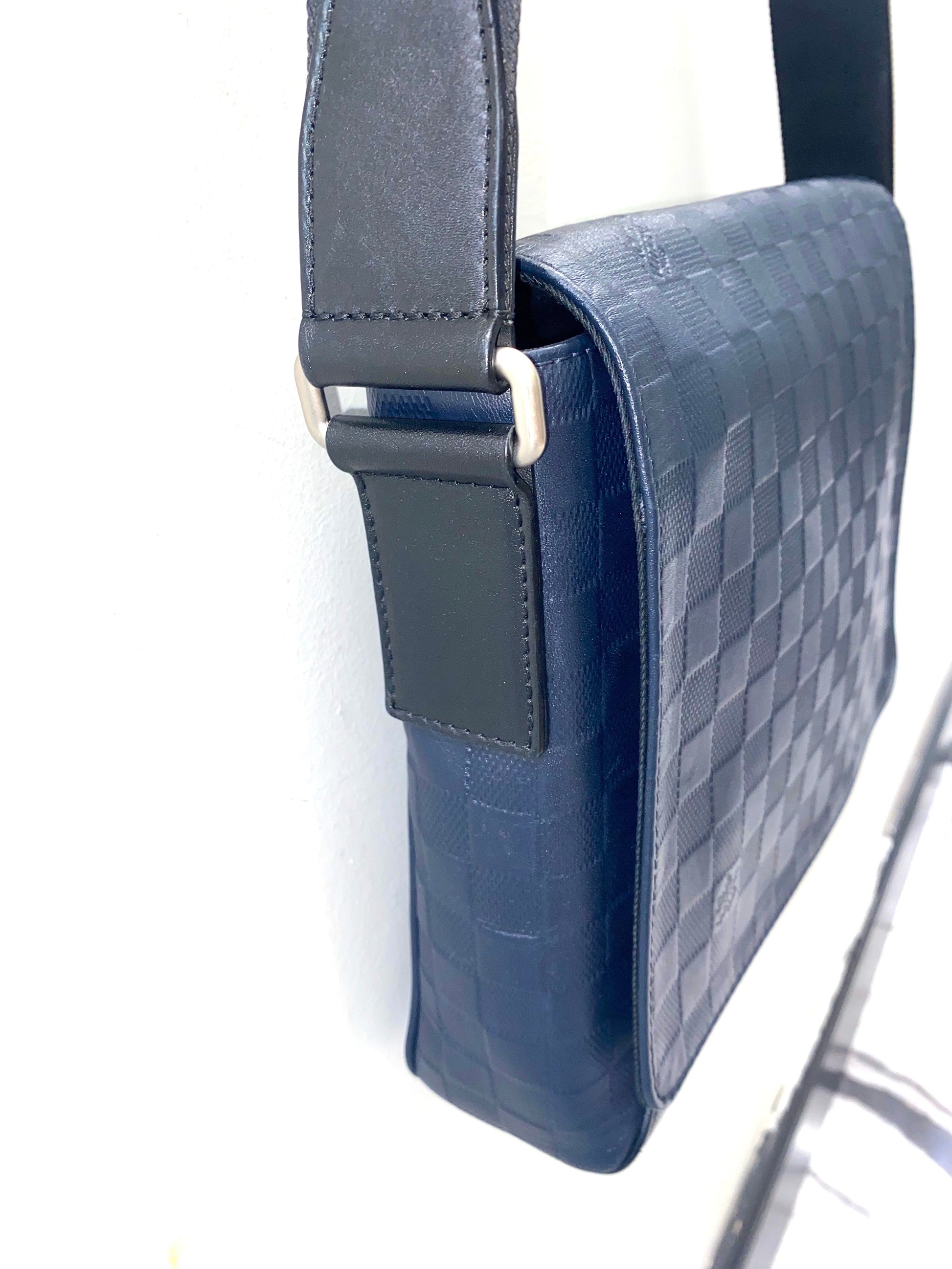 Louis Vuitton INFINITY Damier Crossbody Bag