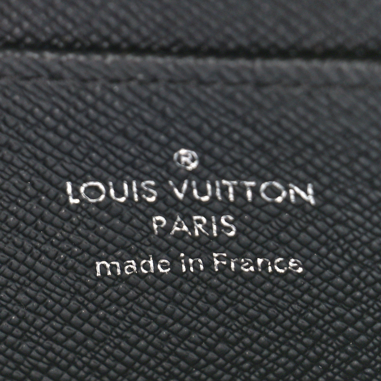 Louis Vuitton ZIPPY Epi Leather Noir Wallet Case