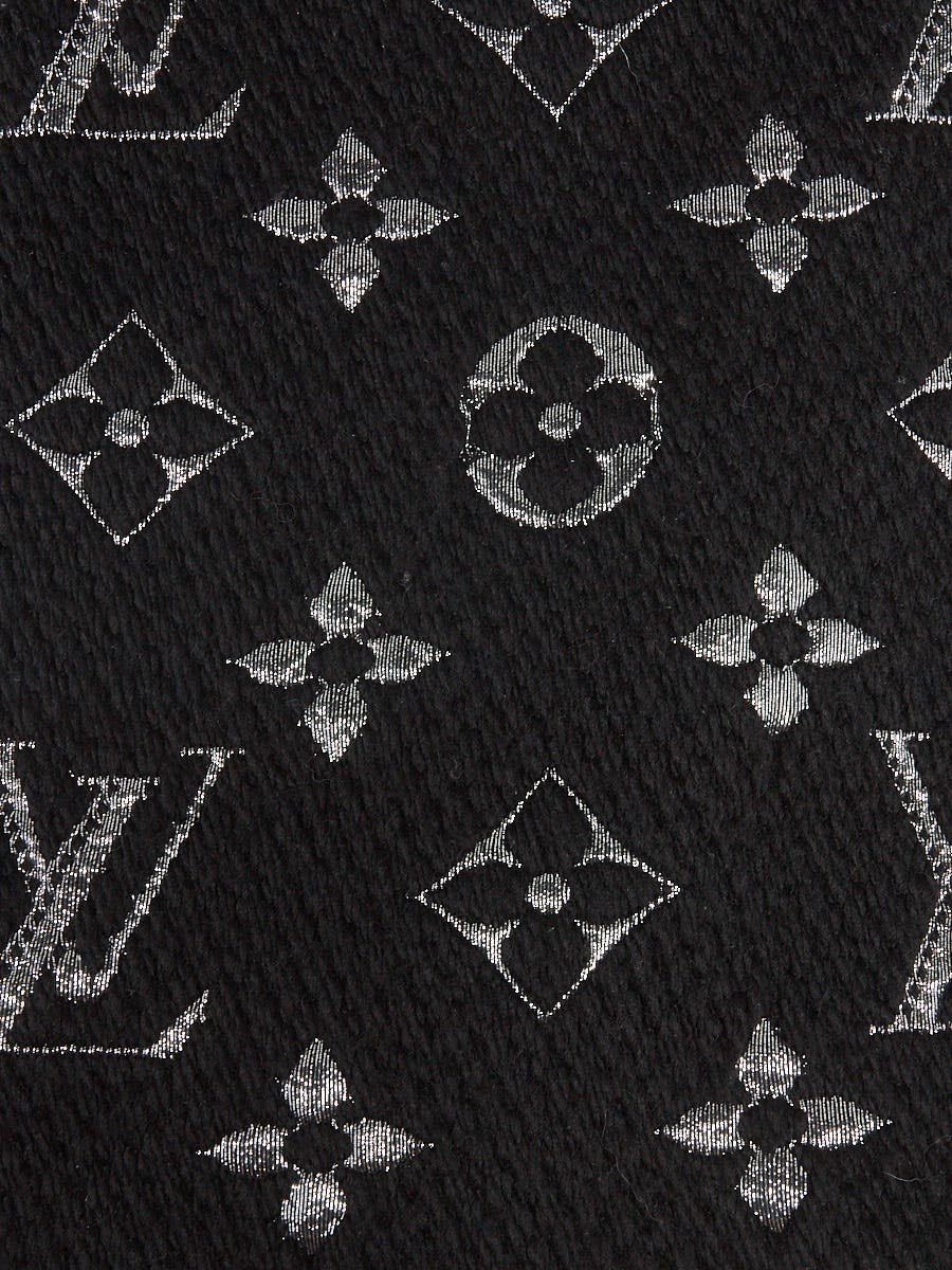 Louis Vuitton SILK SCARF Wool Apparel