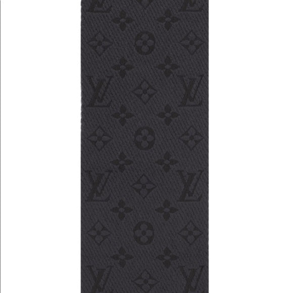 Louis Vuitton BLEND SCARF Wool Apparel