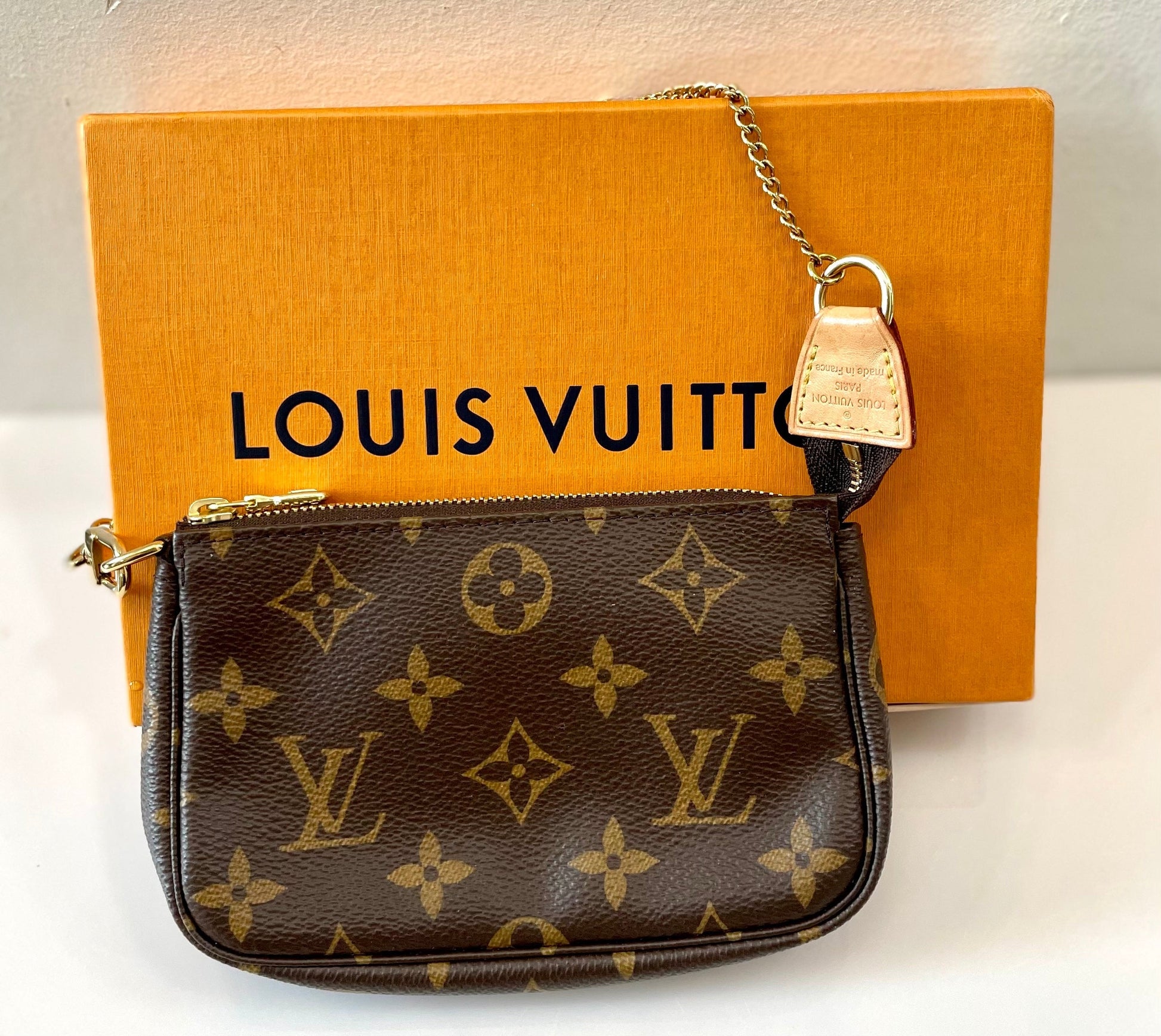 Louis Vuitton POCHETTE Monogram Clutch Bag