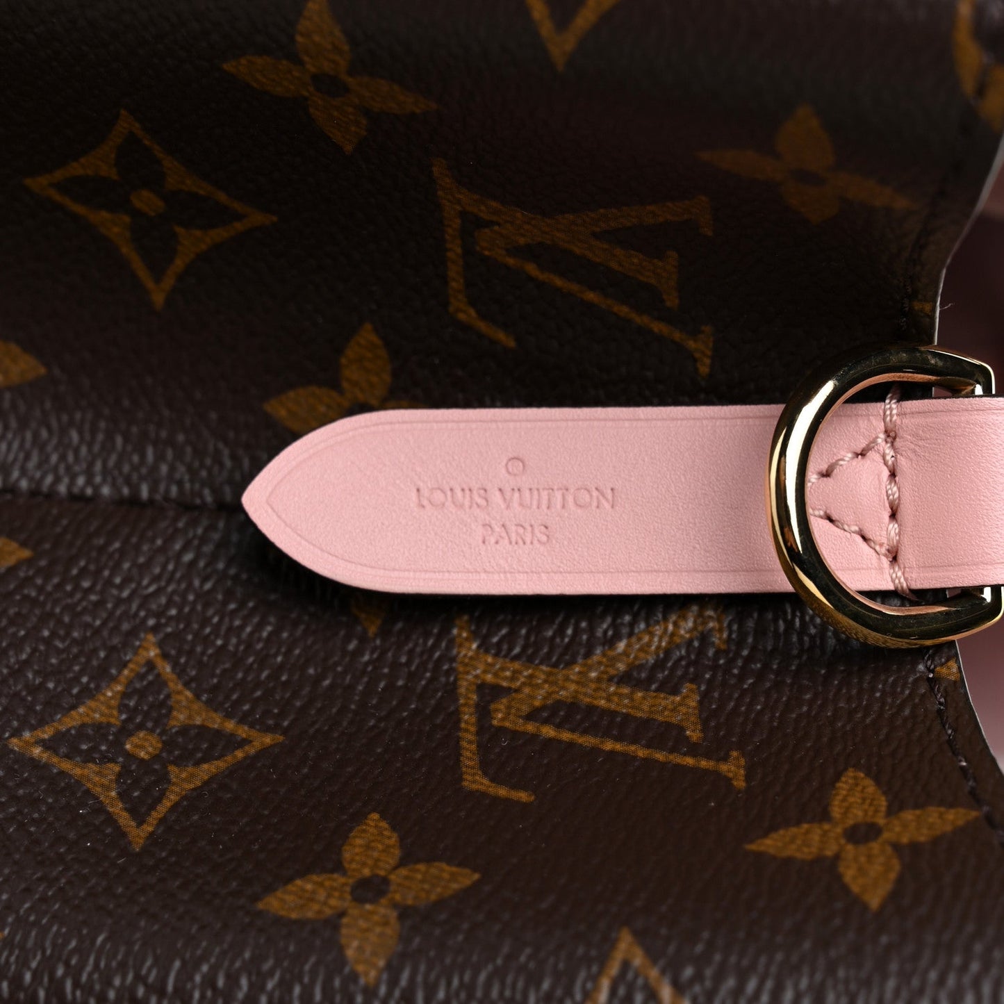 Louis Vuitton NÉONOÉ MM Rose Poudre Monogram Handbag