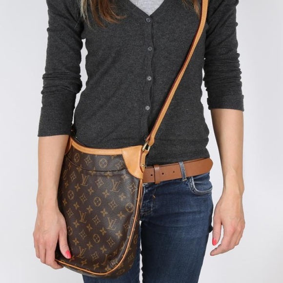 Louis Vuitton Odeon MM Monogram Canvas Handbag Mm Bag