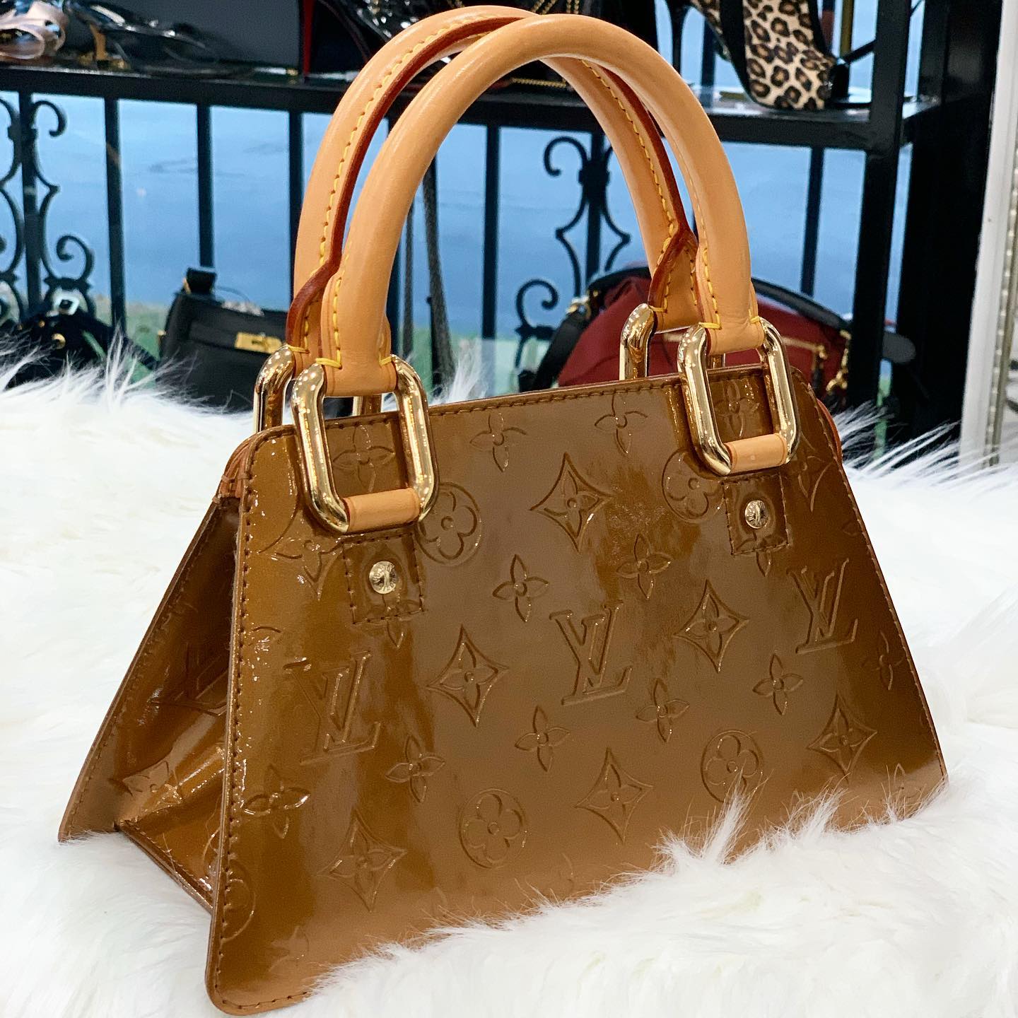 Louis Vuitton Forsyth Satchel Vernis Satchel Bag