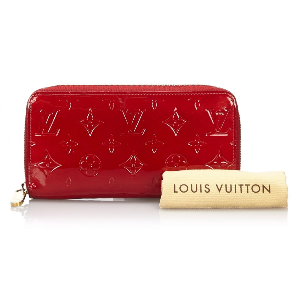 Louis Vuitton Pomme D'Amour Monogram Vernis Wallet Case