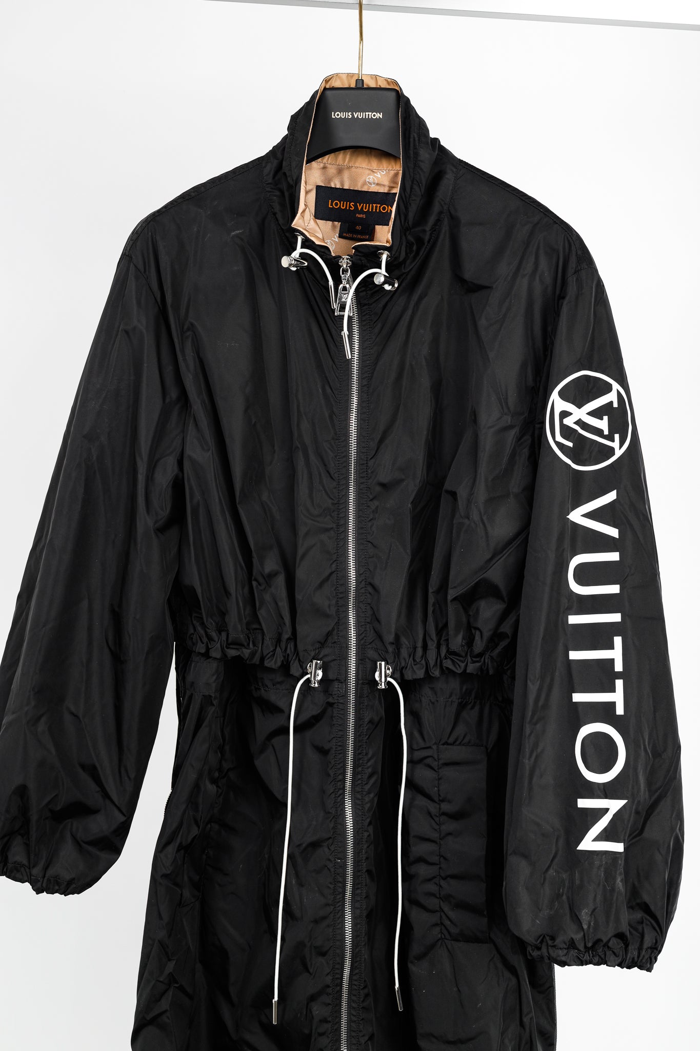 Louis Vuitton Noir Nylon Logo-Print Sporty Long Parka Fashion Accessory