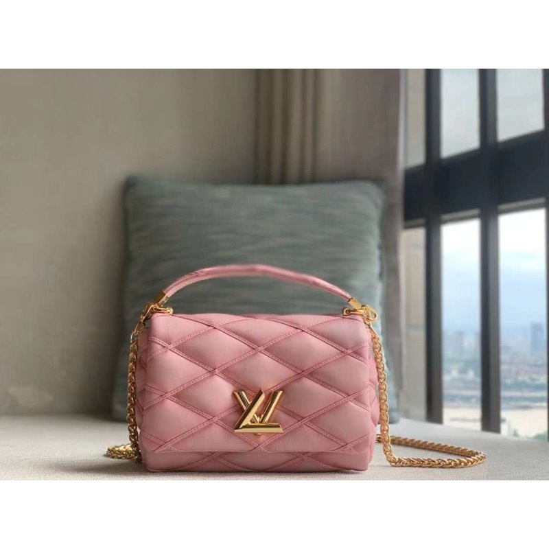 Louis Vuitton Go Teist Mm Bag Travel Bag Bag Bg02846