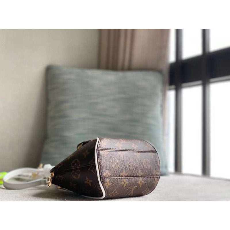 Louis Vuitton Hang Bag Travel Bag