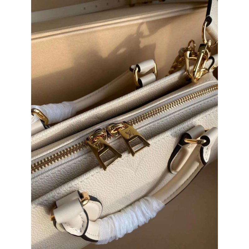 Louis Vuitton Onthego Hand Bag Travel Bag Bag Bg02041
